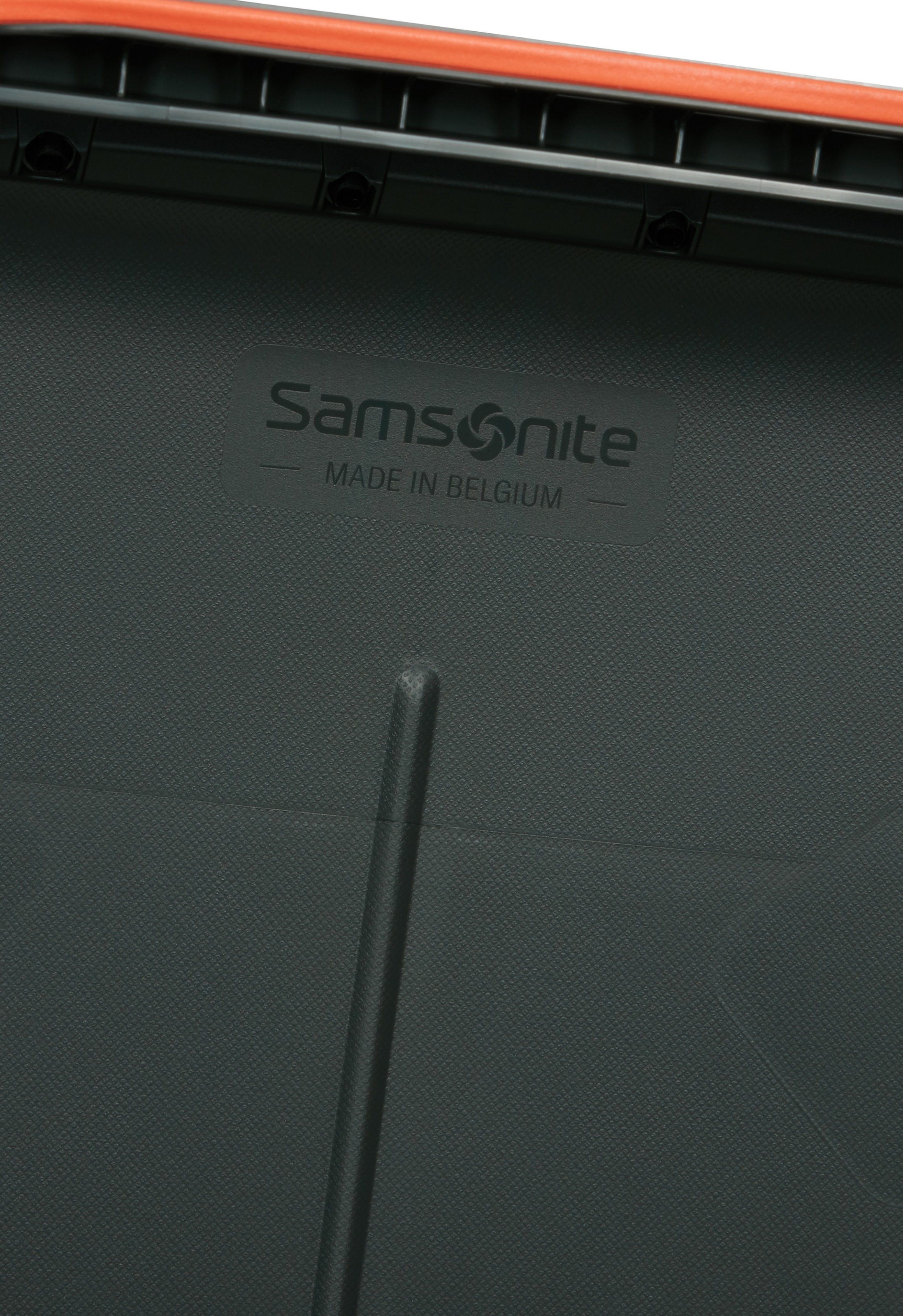 Samsonite Hartschalen-Trolley »ESSENS CIRCULAR, verschiedene Größen«, 4 Rollen, digitaler Produktpass für Transparenz des gesamten Produktlebenszyklus