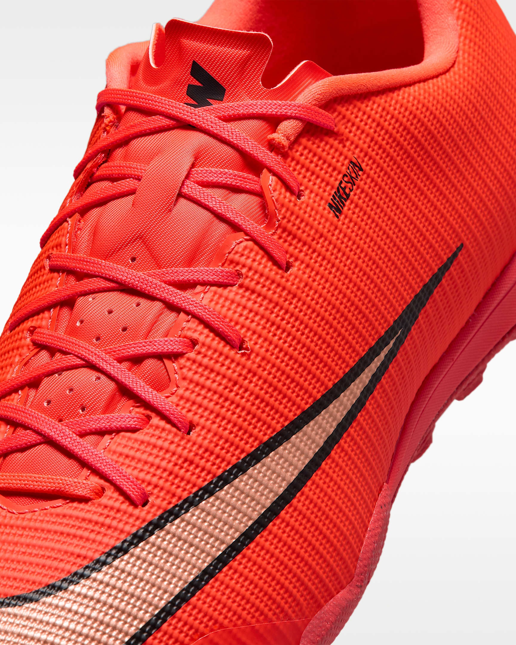 Nike Fußballschuh »MERCURIAL VAPOR 17 ACADEMY TF«  geignet für harte Böden wie kurze Kunstrasen, Asphalt und Asche