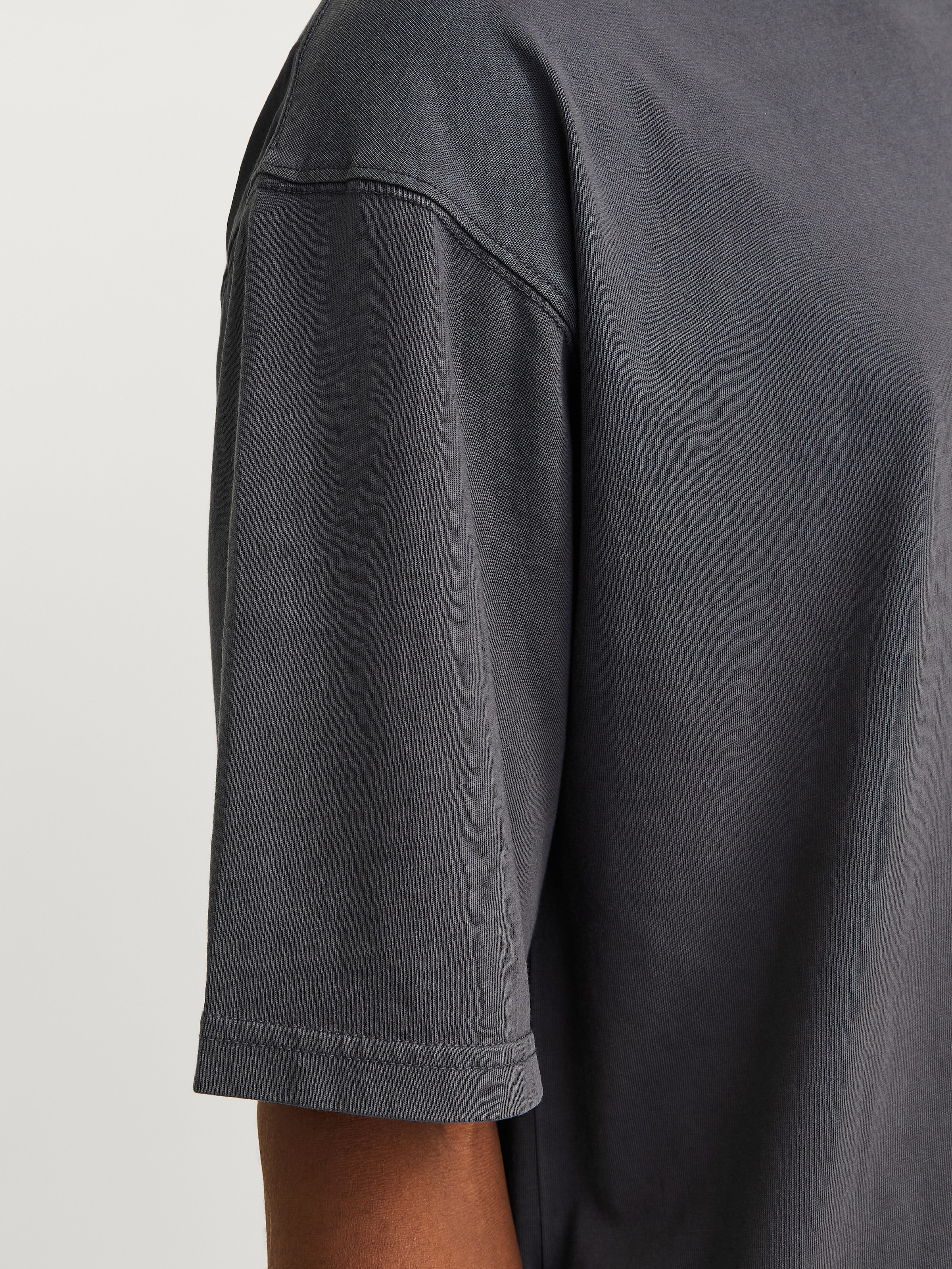 Jack & Jones Rundhalsshirt »JJECHARGE FADED TEE O-NECK NOOS«, mit Rundhalsausschnitt