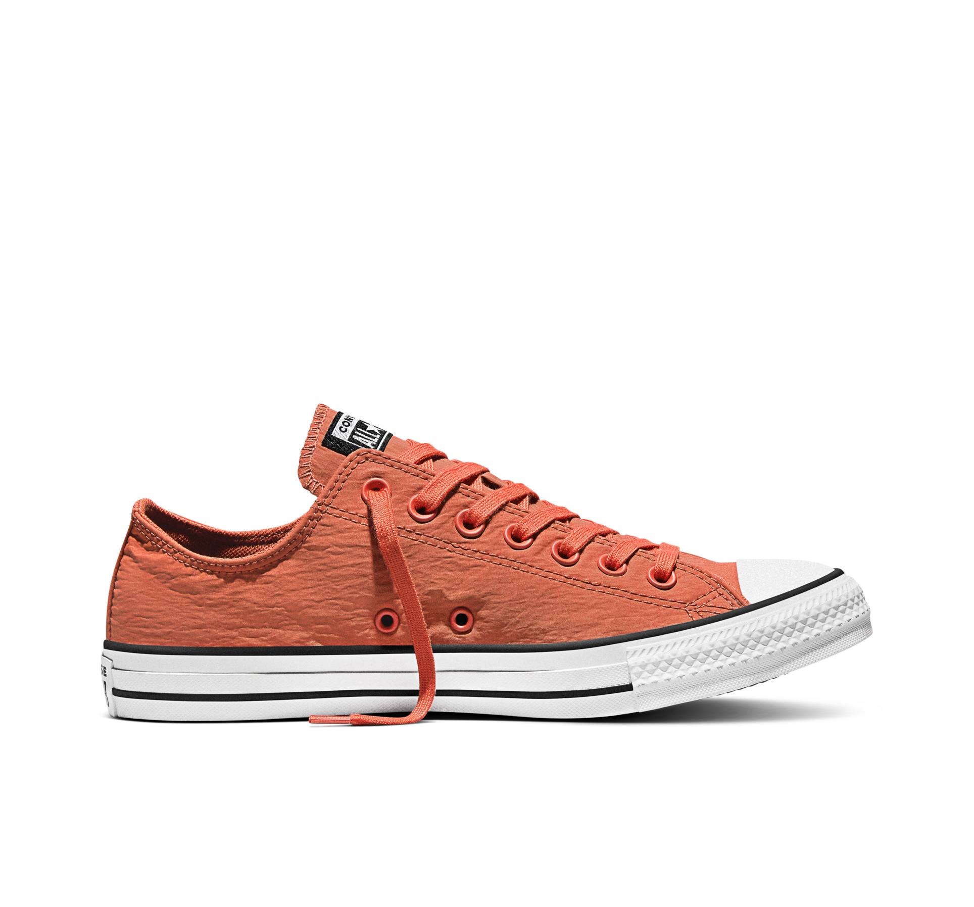 Converse Sneaker »CHUCK TAYLOR ALL STAR NYLON«  für sportlichen Look im Alltag, leicht profiliertes Laufsohlenprofil