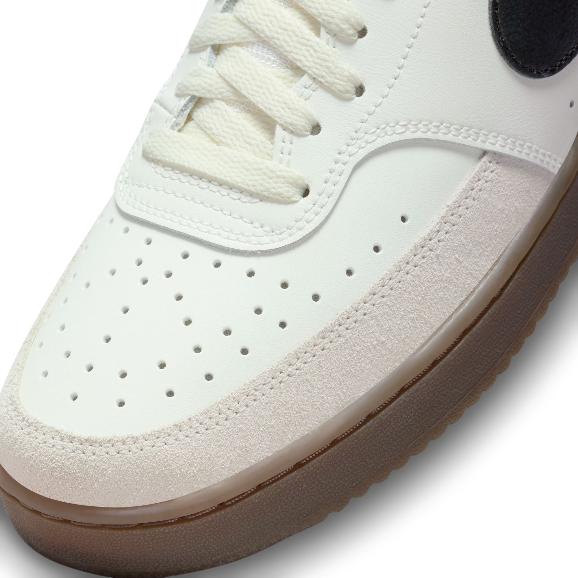 Nike Sportswear Sneaker »COURT VISION LO«  Design auf den Spuren des Air Force 1
