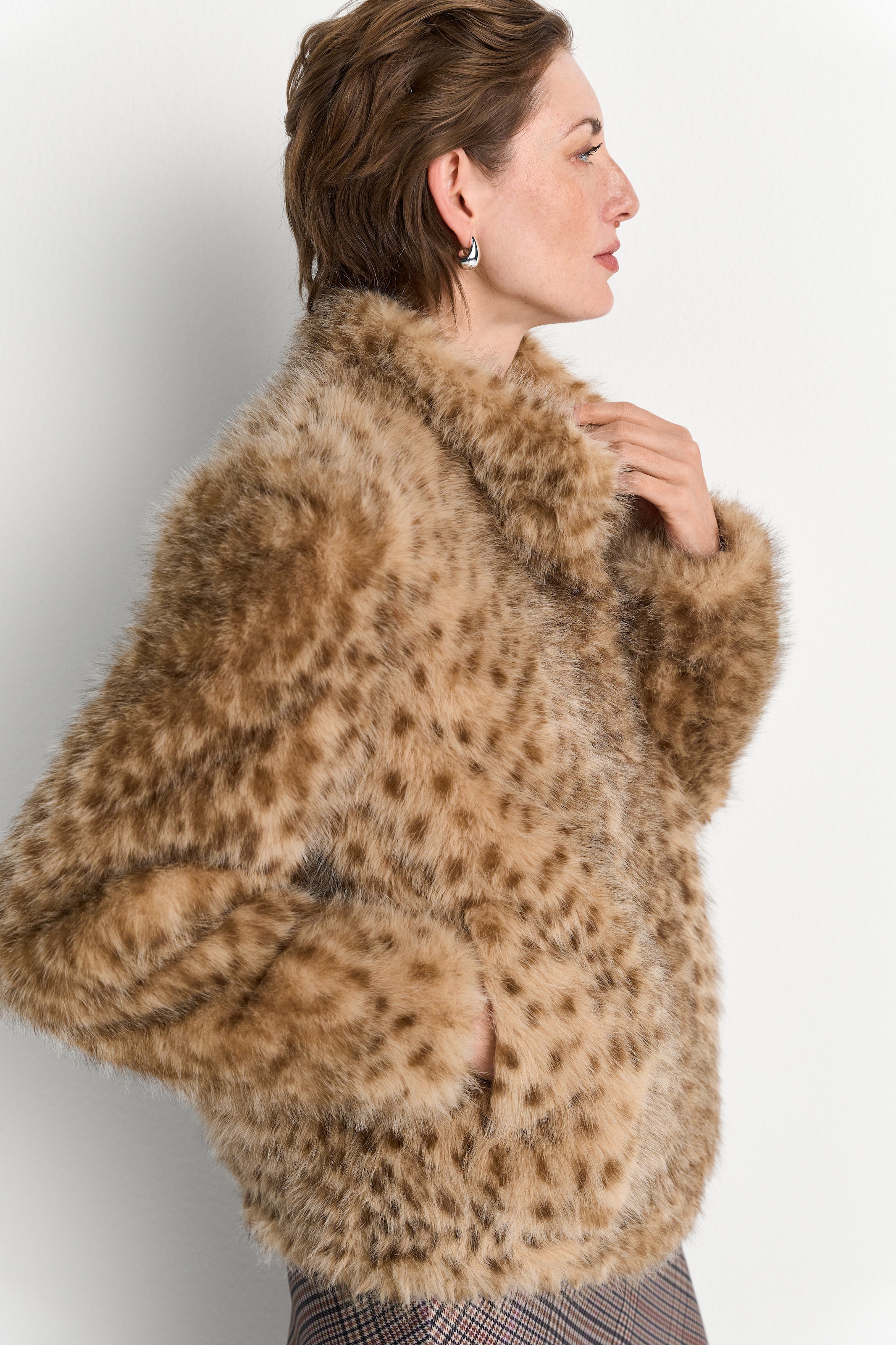 RICHROYAL Fellimitatjacke mit Leo-Muster, Stehkragen