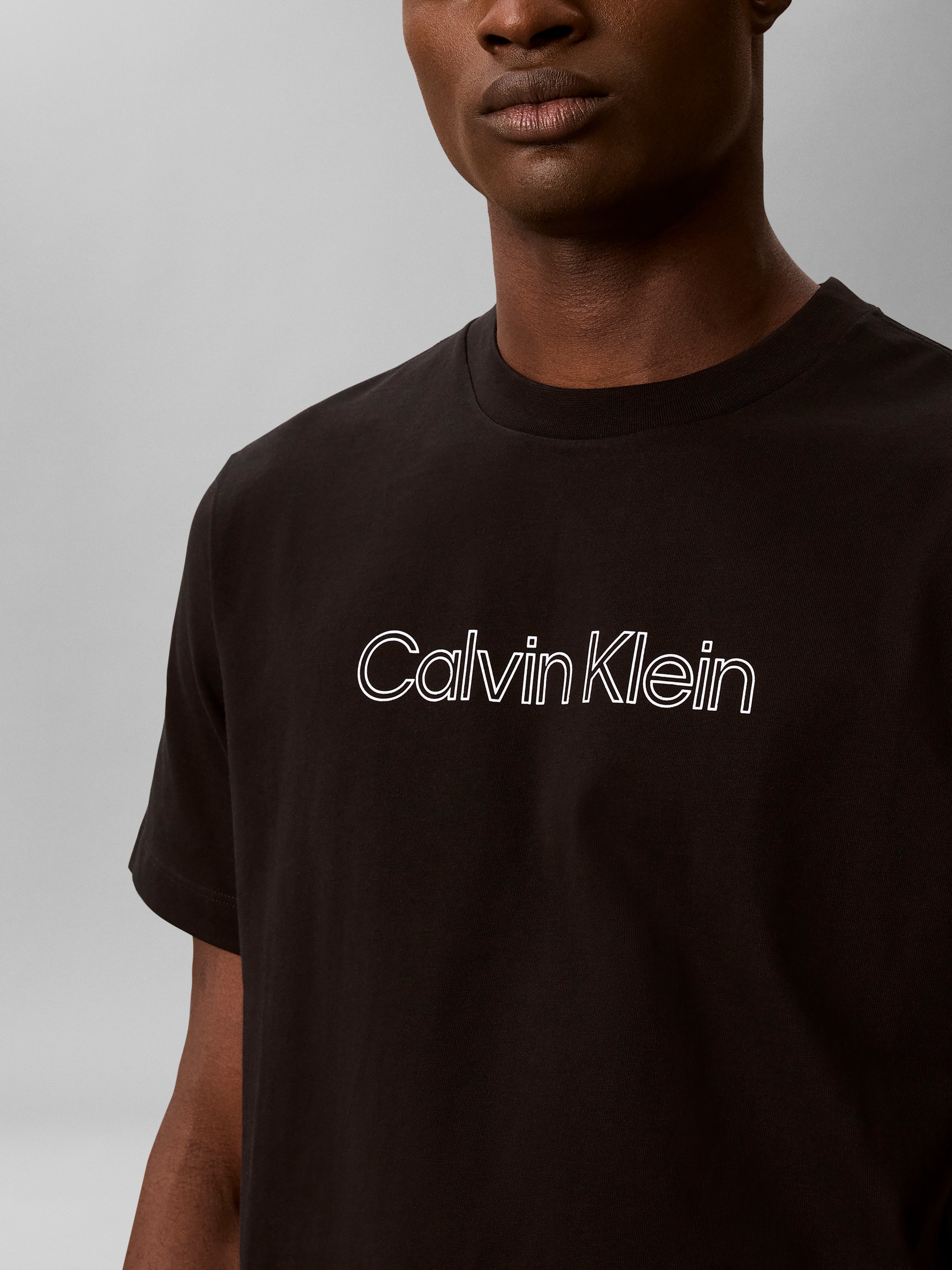 Calvin Klein Jeans T-Shirt Rundhalsausschnitt, reine Baumwolle, Logoschriftzug