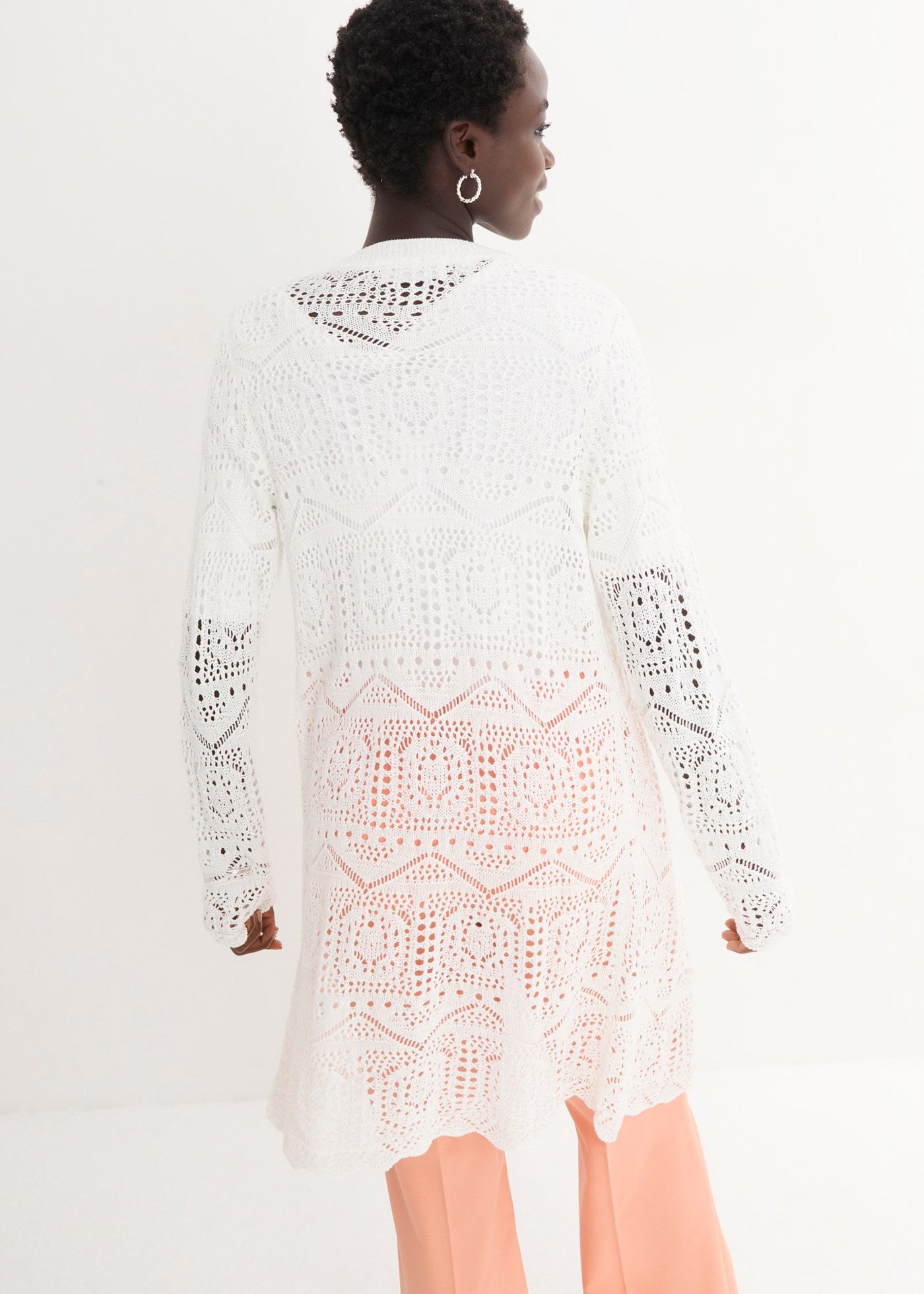 bonprix Longstrickjacke 1 tlg. lockere und offene Passform, mit femininem Lochmuster, casual Stil