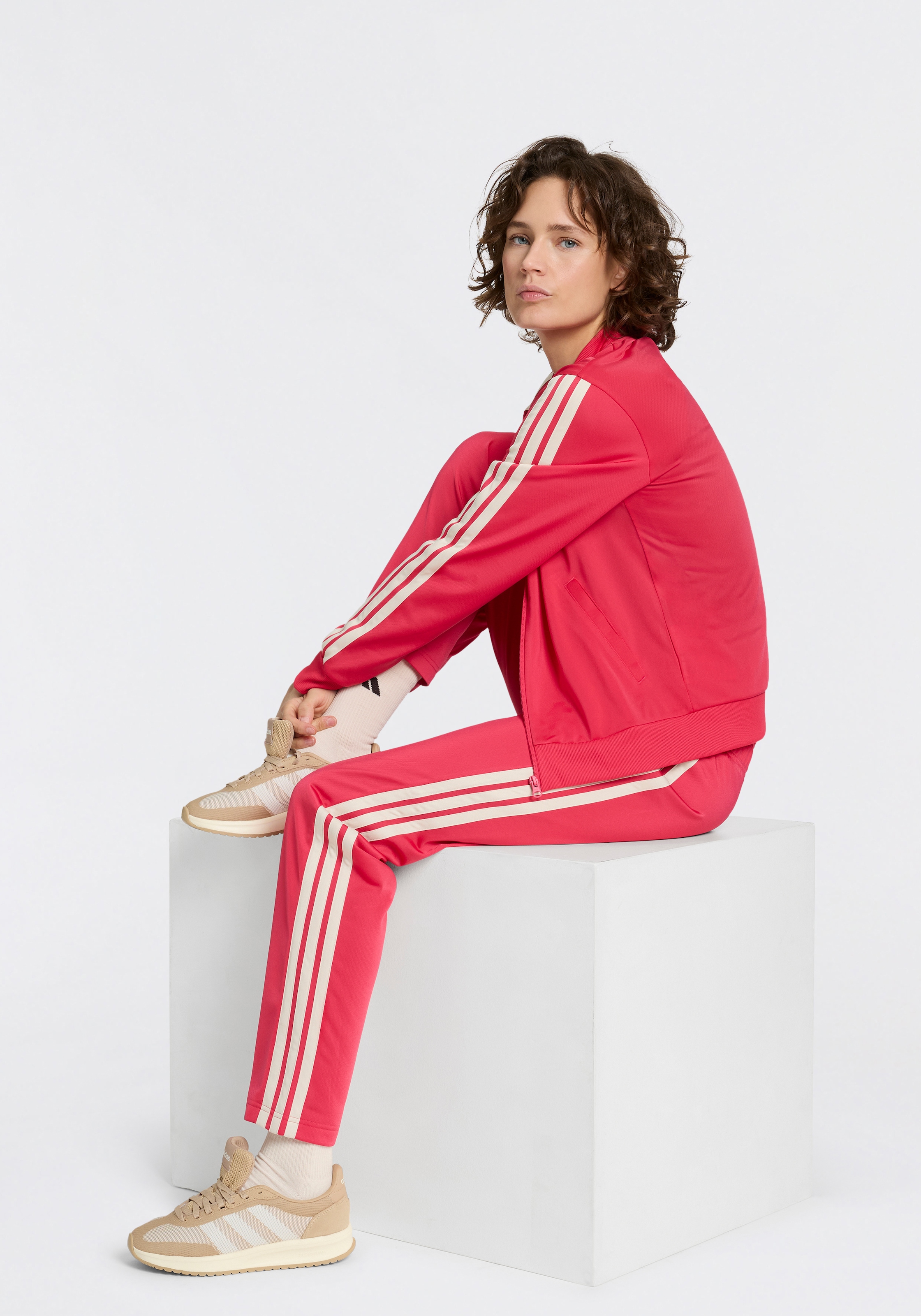 adidas Sportswear Sneaker »RUN 70S 2.0«  inspiriert vom Design des SL72