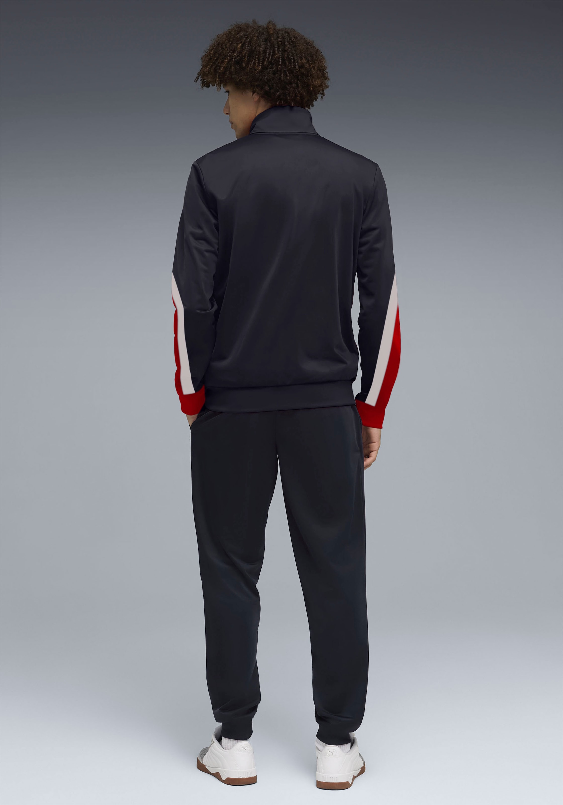 PUMA Trainingsanzug »ESS BLOCK POLY SUIT« 2 für entspannte Tage, für vielseitige Aktivitäten