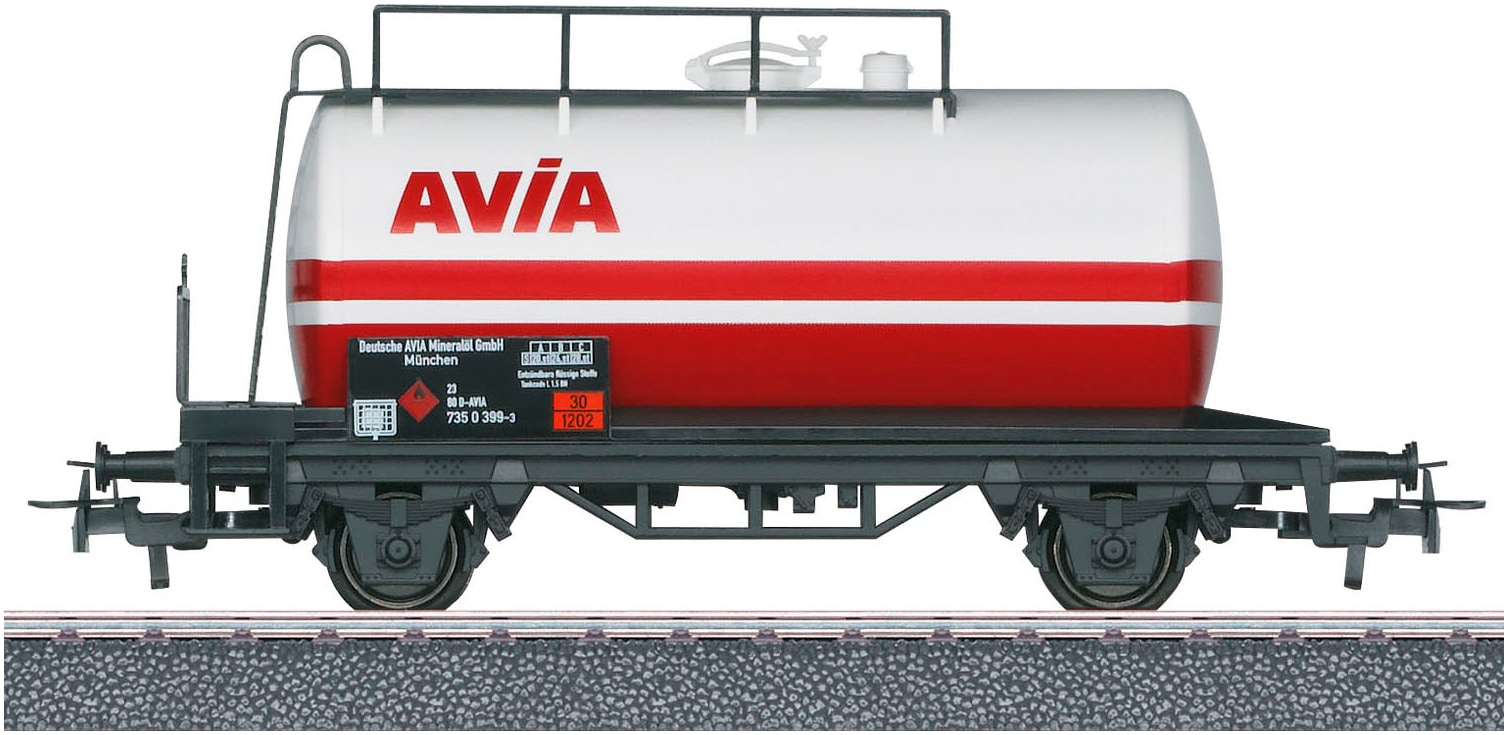 Güterwagen »Märklin Start up Kesselwagen AVIA - 44404«, Made in Europe