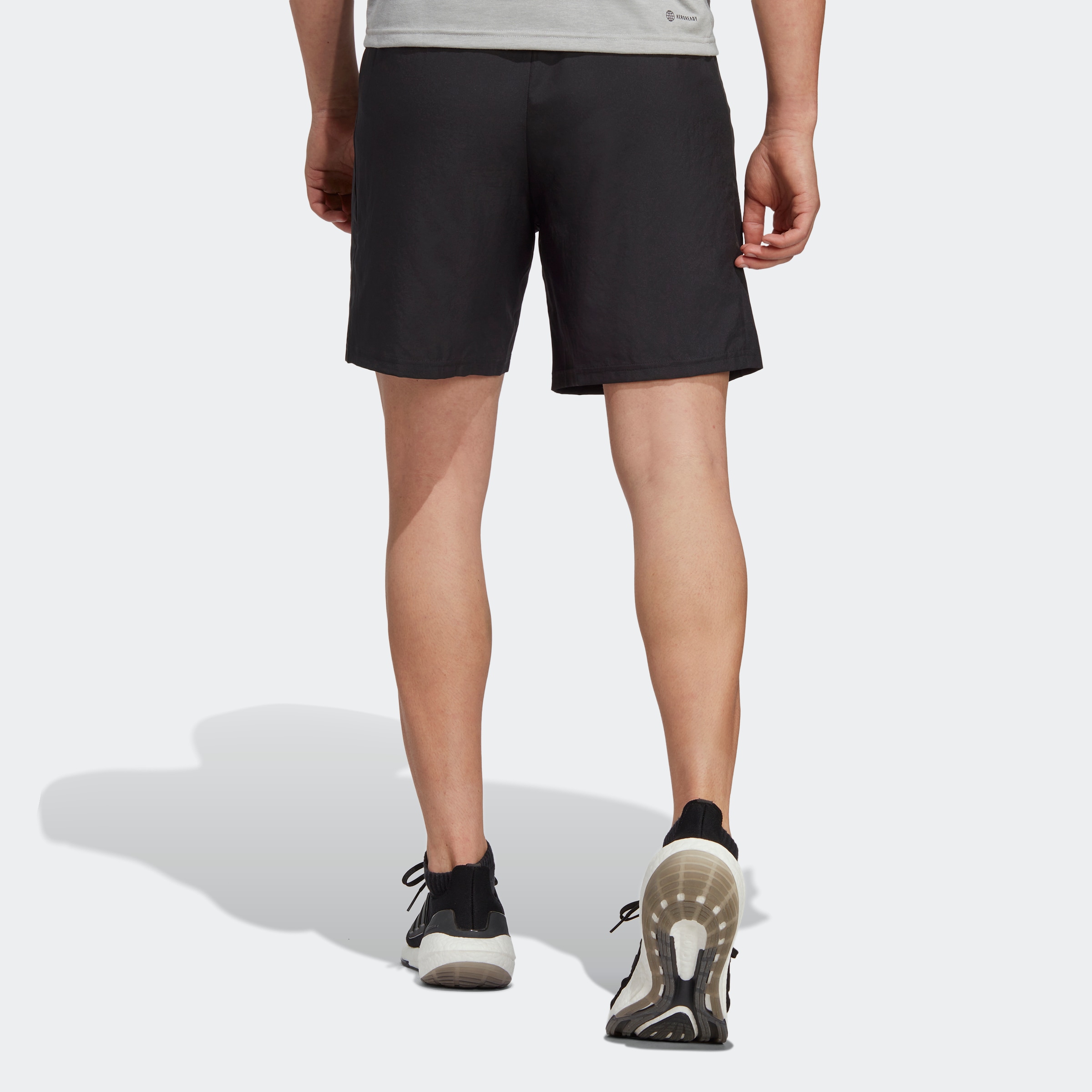 adidas Performance Shorts »TRAIN ESSENTIALS WOVEN TRAINING«, (1 tlg.)