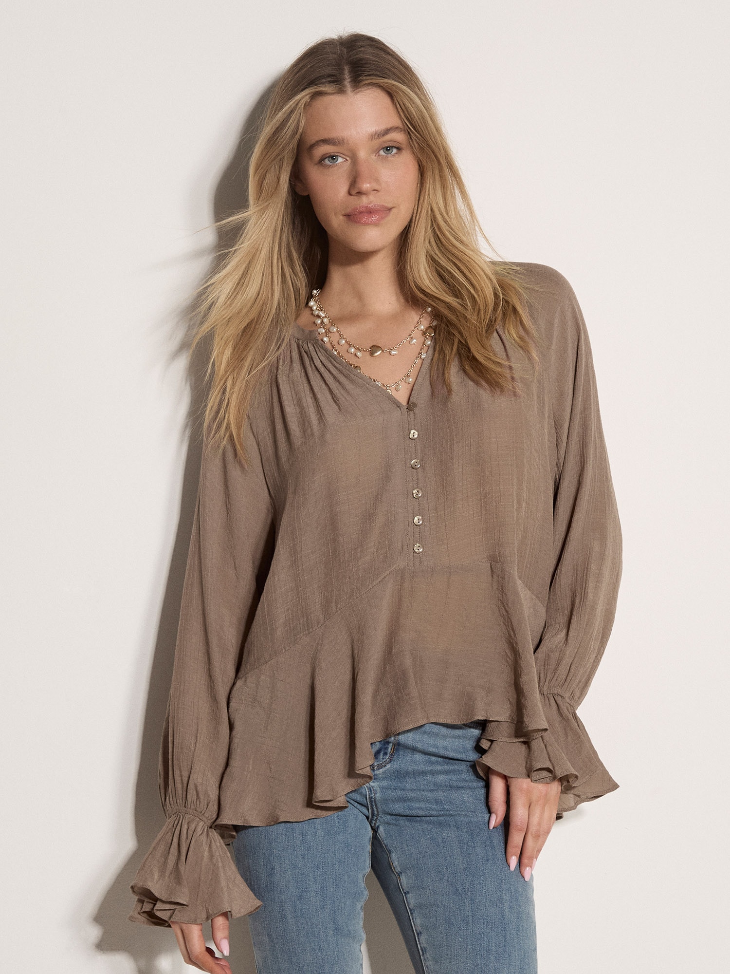Apricot Klassische Bluse »Bluse mit strukturiertem Peplum-Saum« Knopfleiste