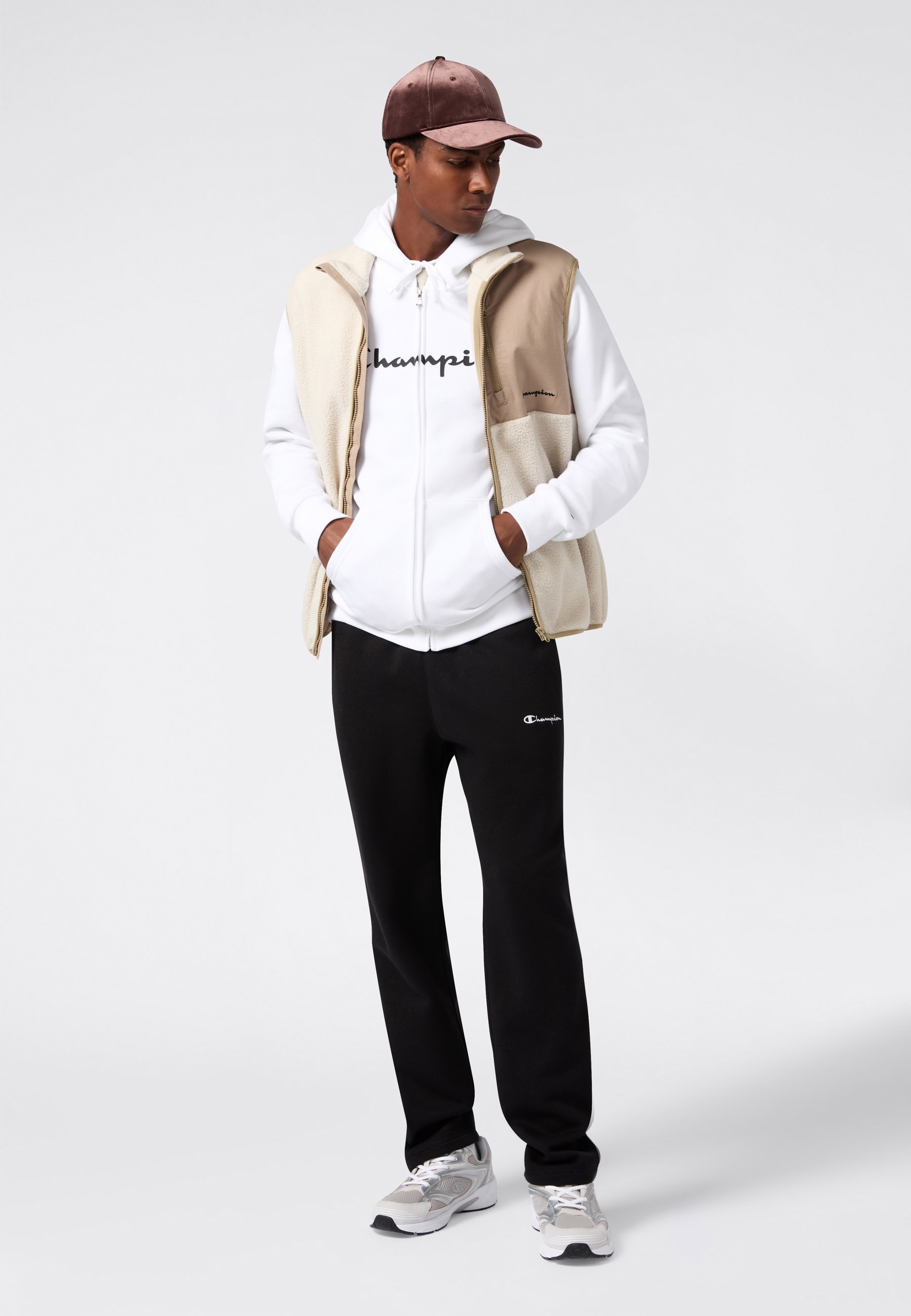 Champion Jogginghose »ICONS Straight Hem Pants Fleece«  geradliniger Schnitt, sportlich-schlichter Stil, atmungsaktiv