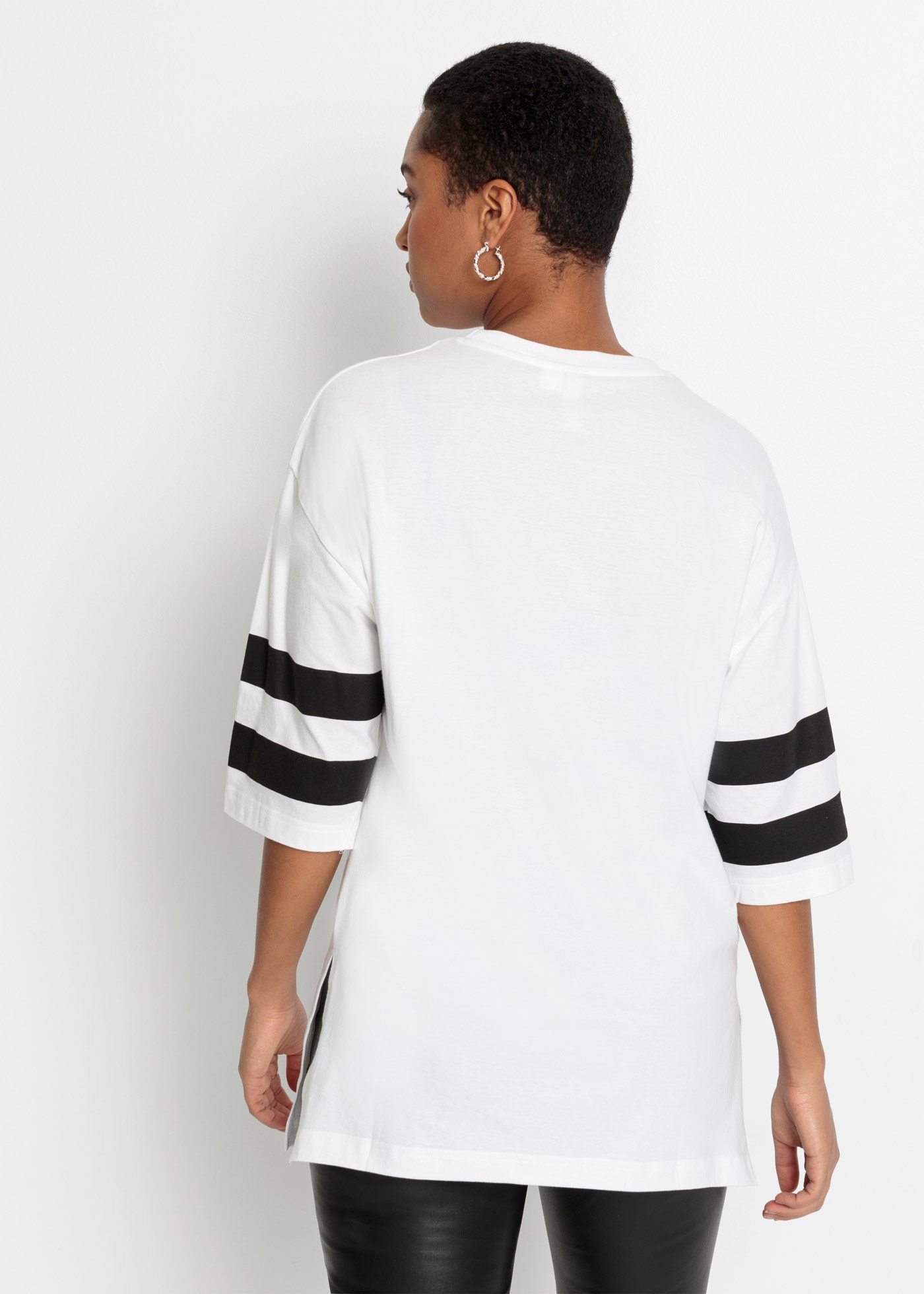 bonprix Oversize-Shirt »Oversize-Shirt aus reiner Baumwolle« Oversize-Passform, Halbarm-Design, aus reiner Baumwolle