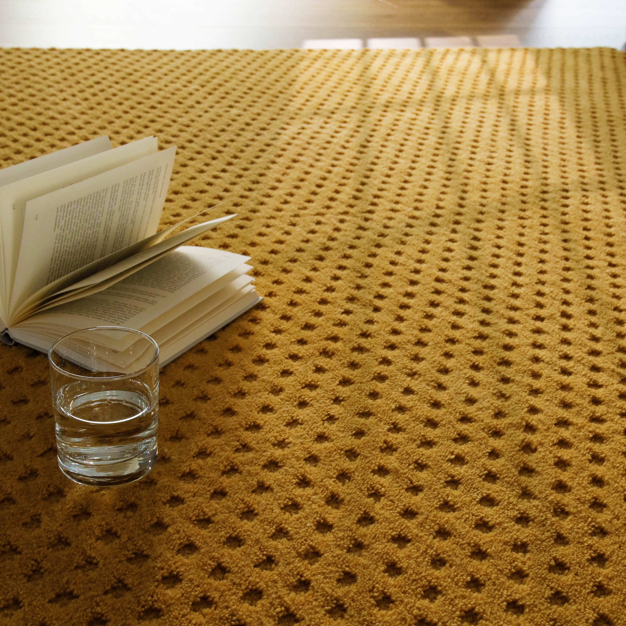 Wecon home Teppich »Castello THREE« rechteckig 7 mm Höhe Schurwolle, Kurzflor mit Hoch-Tief-Effekt, Wohnzimmer, Punktmuster