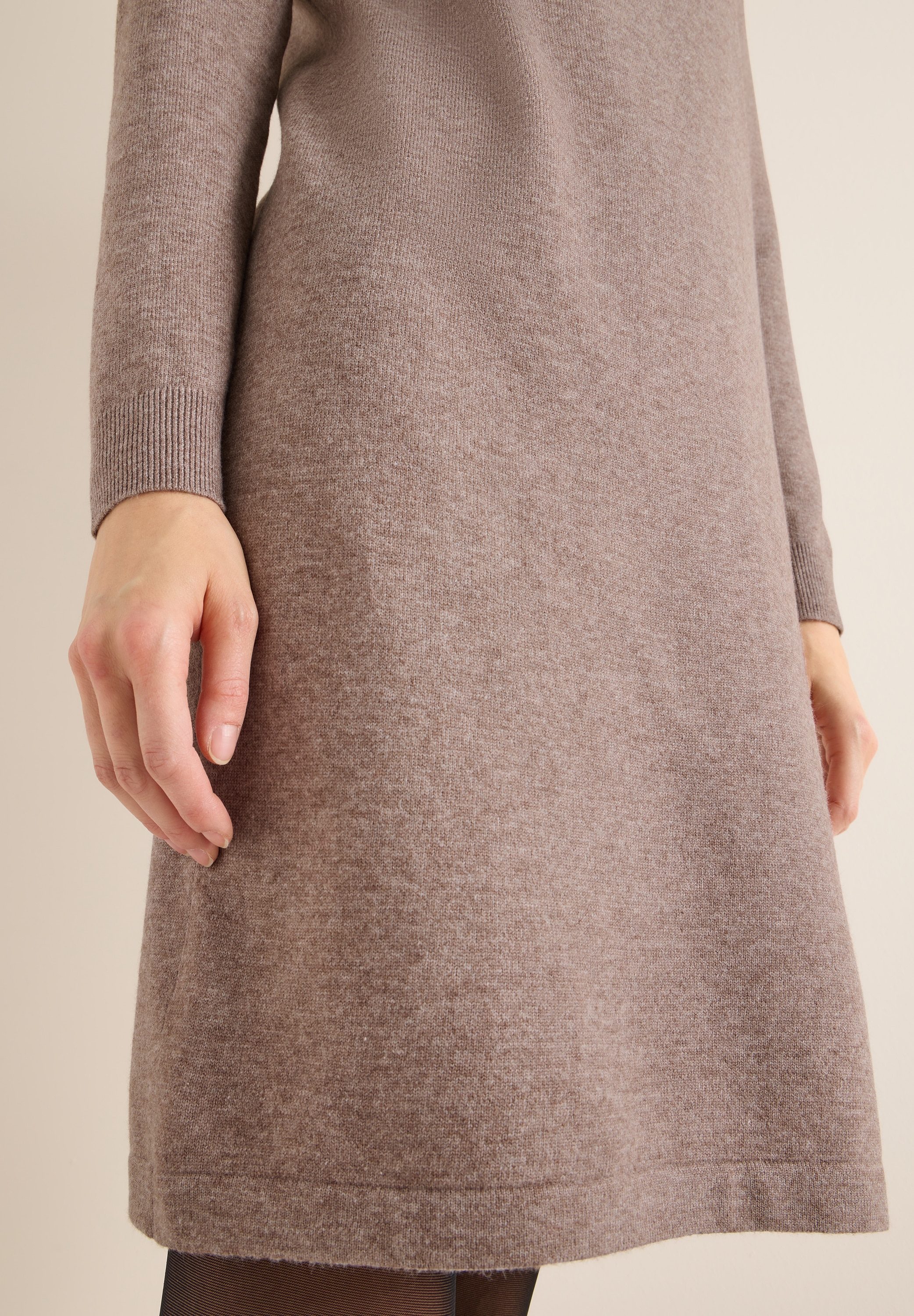 Cecil Strickkleid mit Rollkragen, knielang