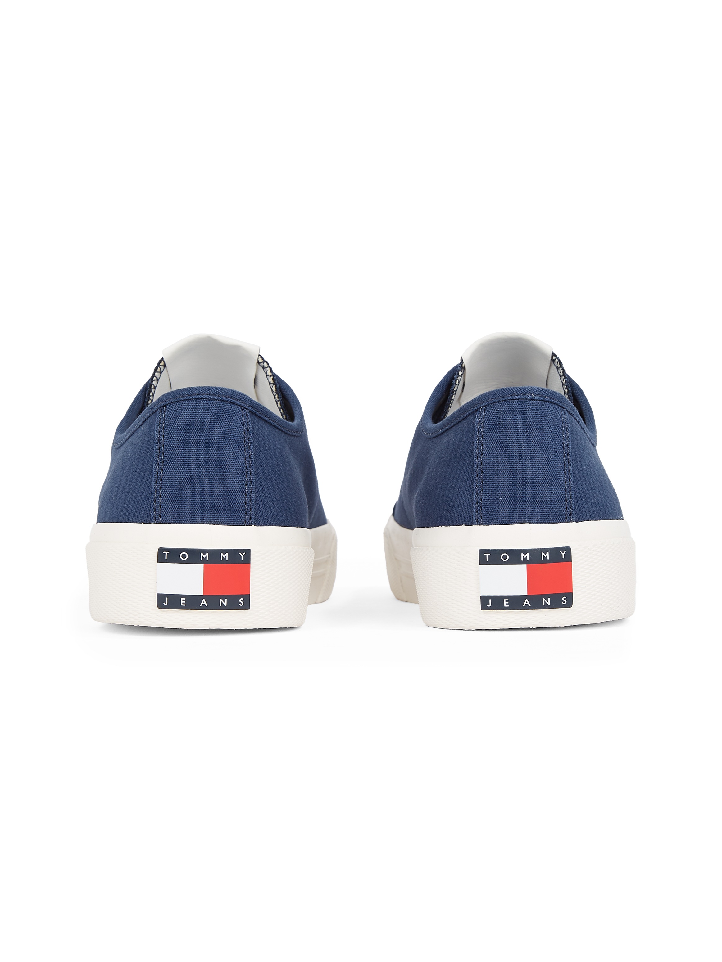 Tommy Jeans Sneaker »TJM LACE UP CANVAS COLOR«, Freizeitschuh, Halbschuh, Schnürschuh mit Logo-Aufnäher an der Zunge