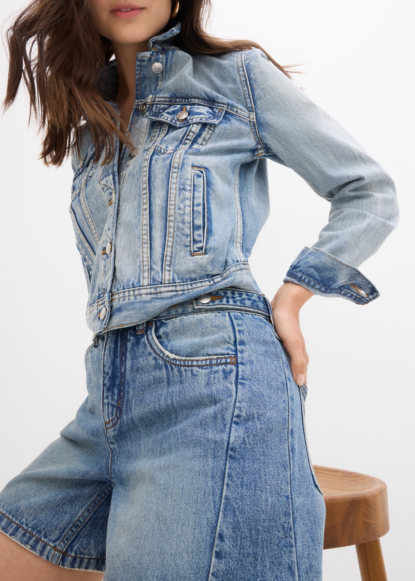 bonprix Shorts  Loose Fit, aus Baumwolle, mit vorverlegter Naht