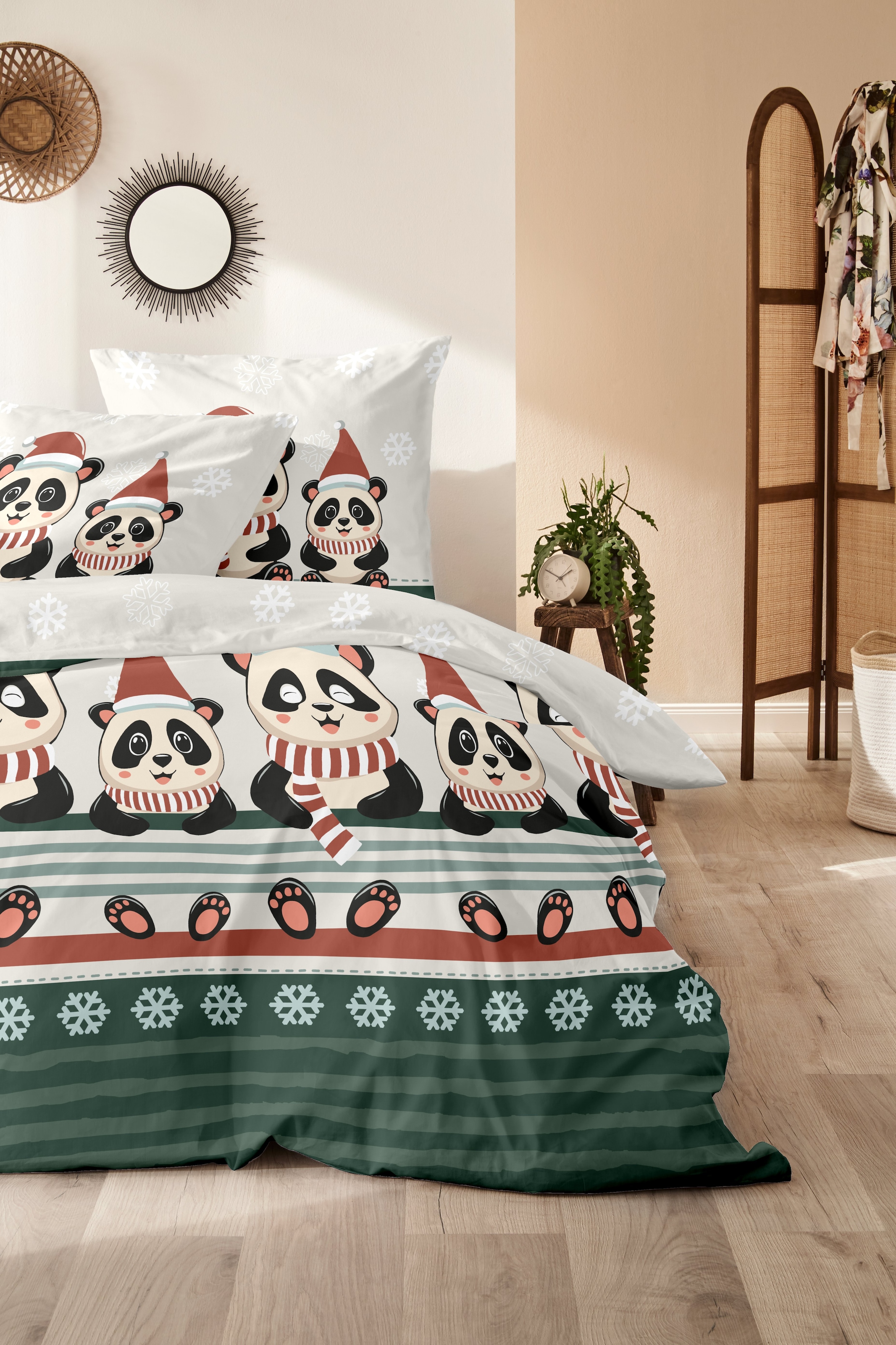 Primera Bettwäsche »Feinbiber-Bettwäsche Weihnachtspanda« 2 Stk. tlg. mit niedlichen Pandabären