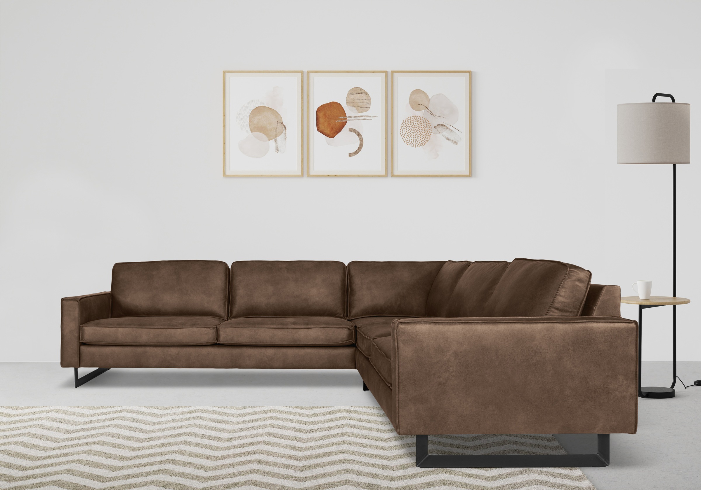 Places of Style Ecksofa »Pinto, XXL, 250/290 cm, langer Schenkel, Ottomane«, Cord, Chenille, Lederoptik, mit Keder, Metallfüße, Wellenunterfederung