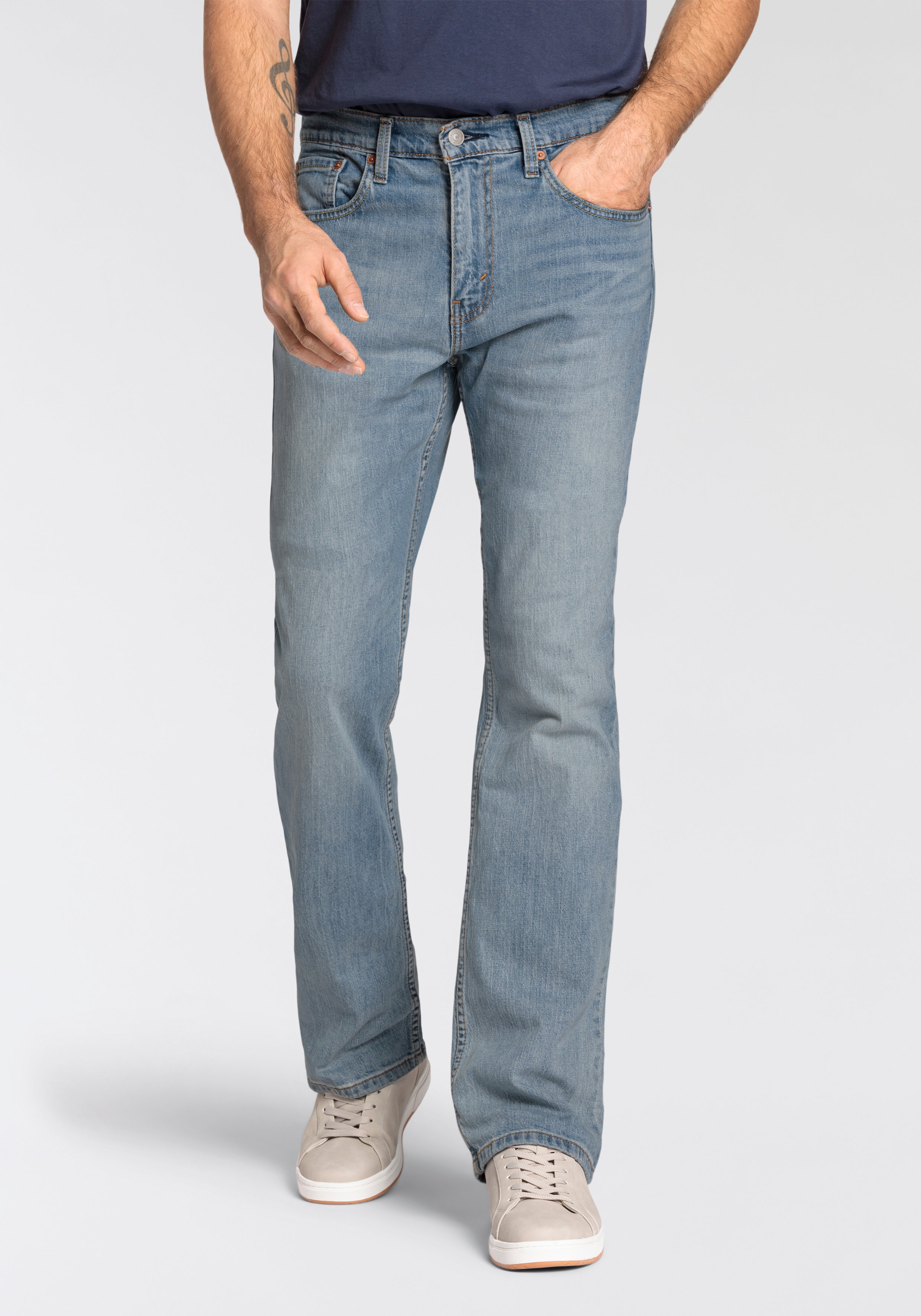 Levi's Herren Bootcut-Jeans »527 SLIM BOOT CUT« in cleaner Waschung in blau, Größe 34