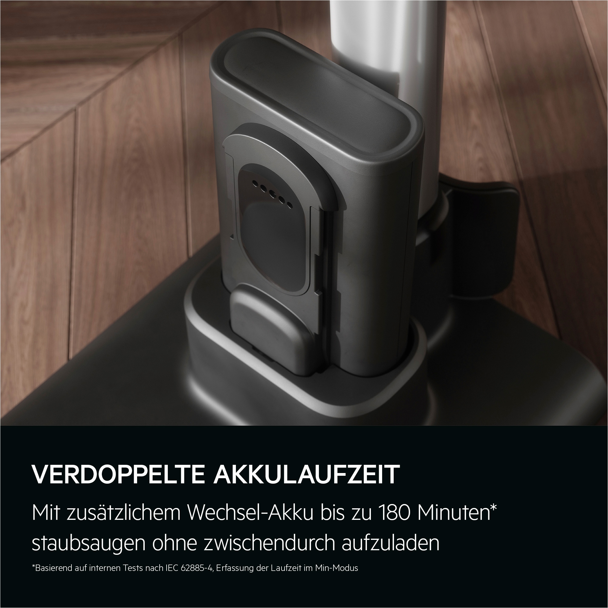 AEG Akku-Hand-und Stielstaubsauger »ULTIMATE 8000 (AP82A25SHX), beutellos, mit Absaugstation«, Unterbrechungsfreie Reinigung mit zusätzlichem Wechsel-Akku, Automodus