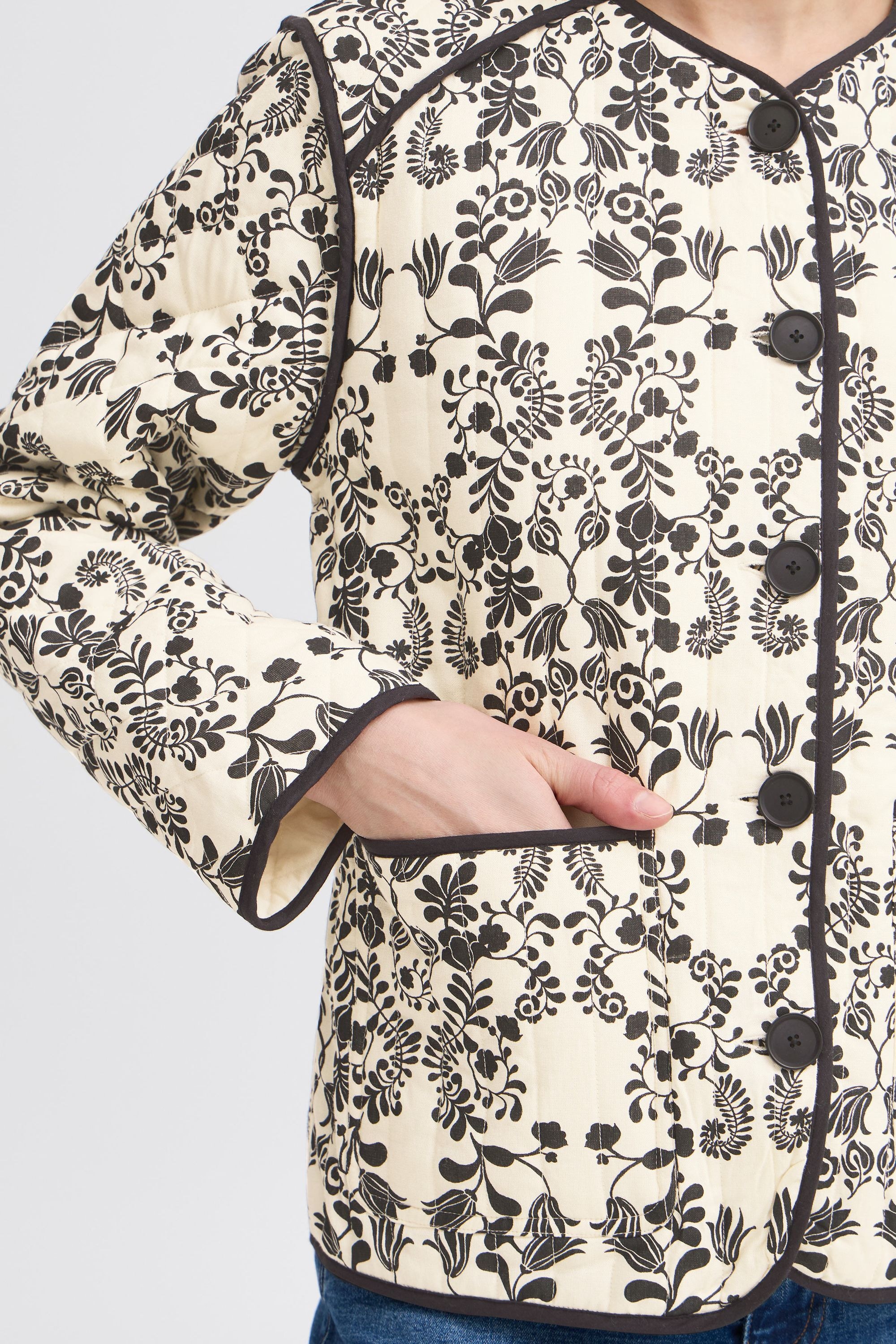 Ichi Steppjacke »Steppjacke IHGIZARO JA«