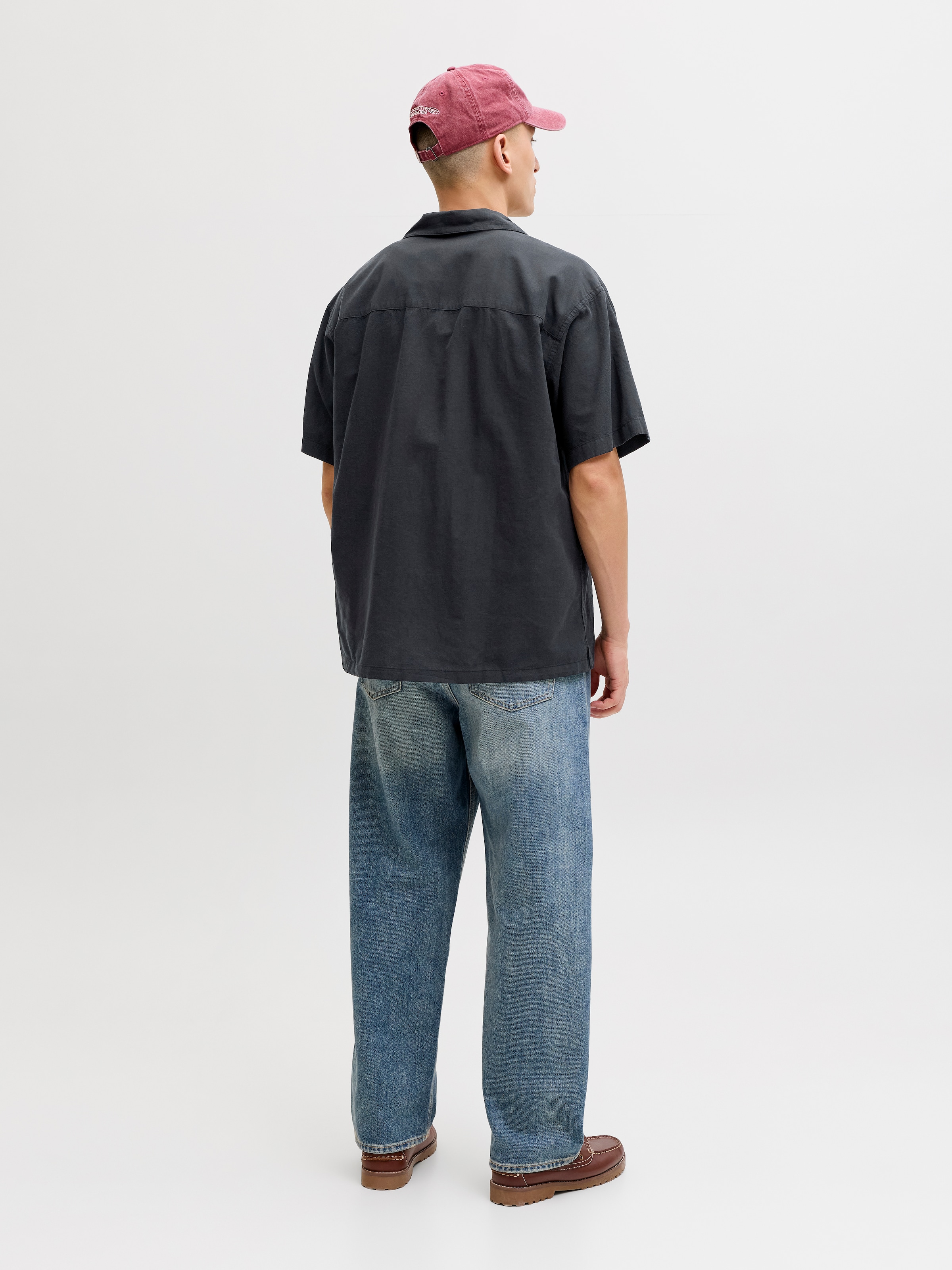 Jack & Jones Kurzarmhemd »JJEBREEZE LINEN BLEND RESORT SHIRT SS SN« mit Knopfleiste