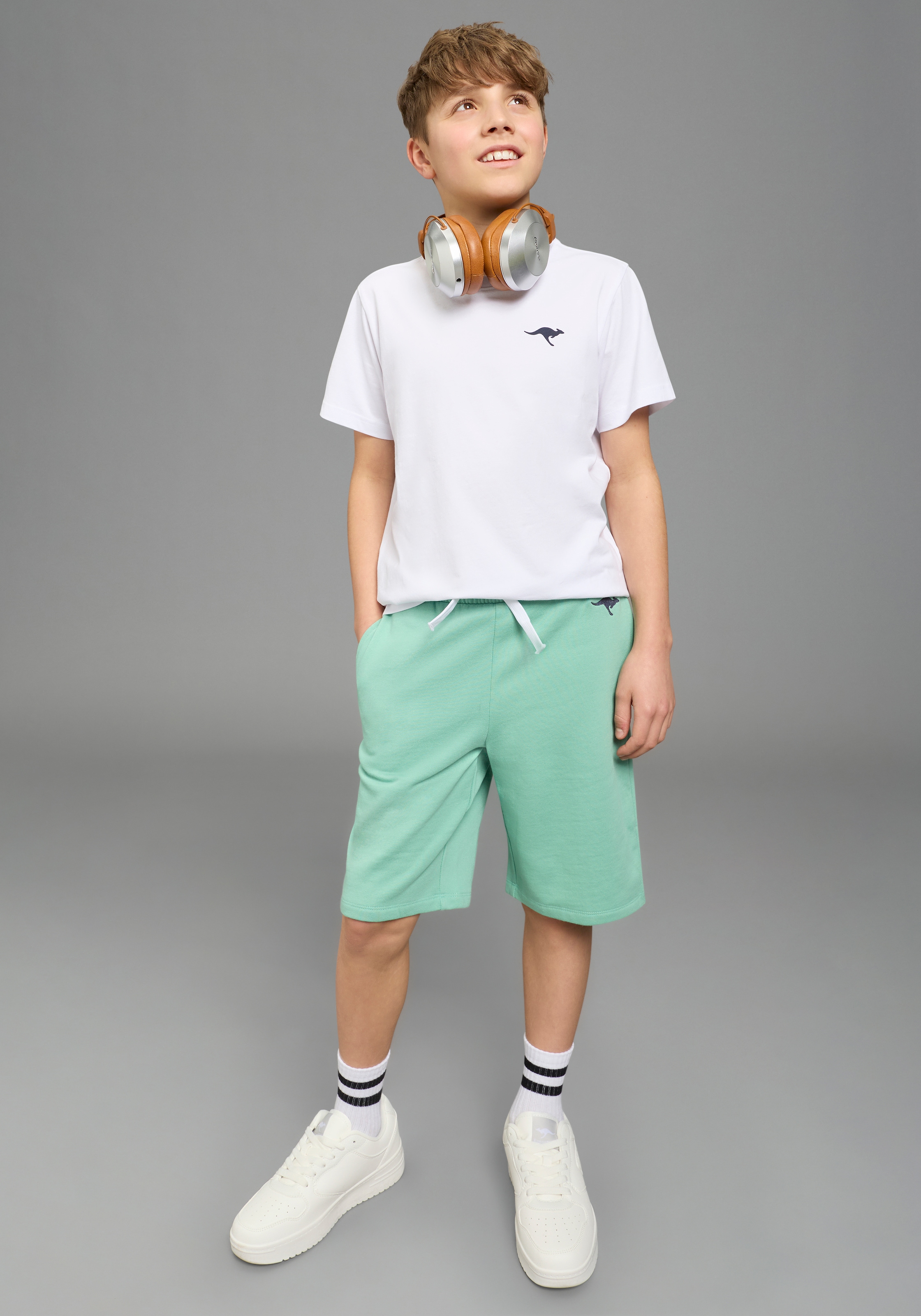KangaROOS Sweatshorts »Kangaroos Sweatbermudas für Jungen«  gerade Beinform, mit Gummizug und Bindeband im Bund