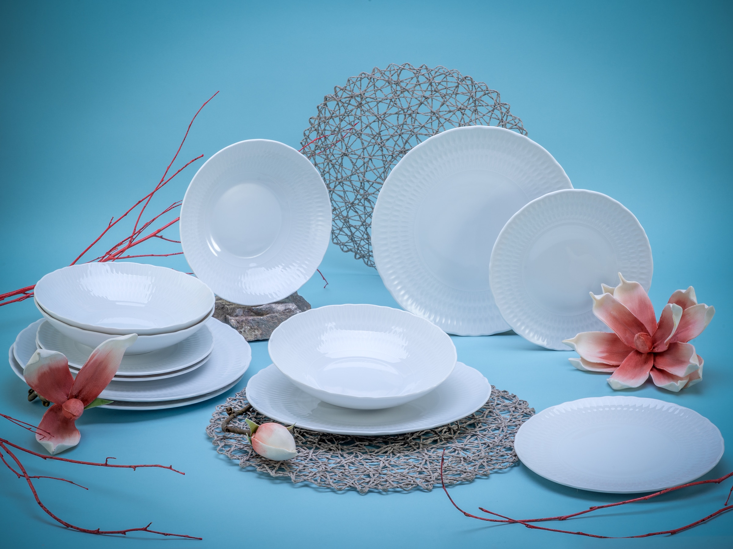 CreaTable Teller-Set »Geschirr-Set Sofia«, (Set, 12 tlg., Tafelservice für 4 Personen), Service, klassisch elegantes Relief, 12 Teile, für 4 Personen