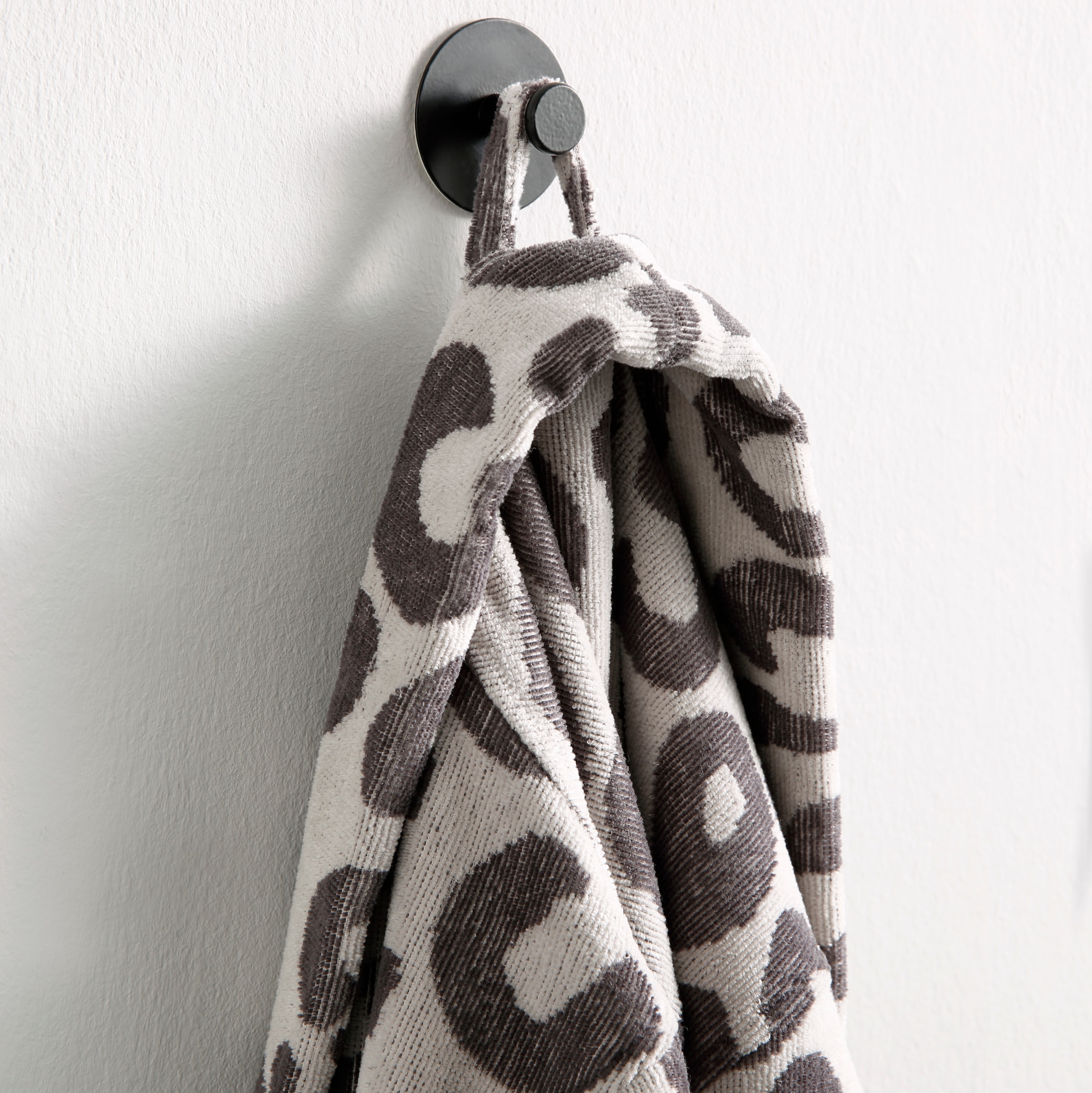 OTTO home Unisex-Bademantel »Anna Leo, ideal für Sauna & Spa, Hotelbademantel, Morgenmantel« 1 Stk. für Damen & Herren, mit Taschen, S-3XL, trendiger Animal Print