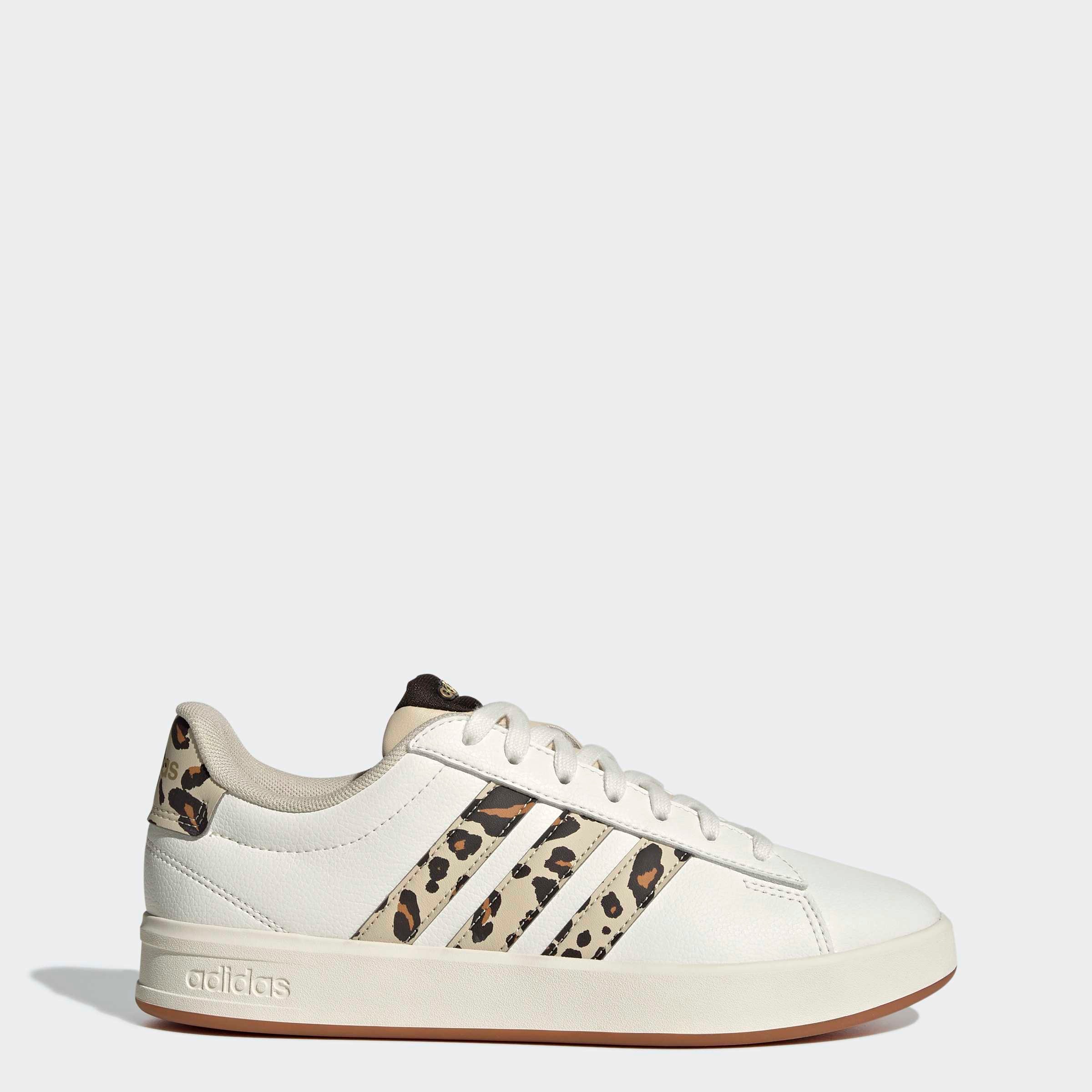 adidas Sportswear Sneaker »GRAND COURT 3.0«  mit Leo Muster