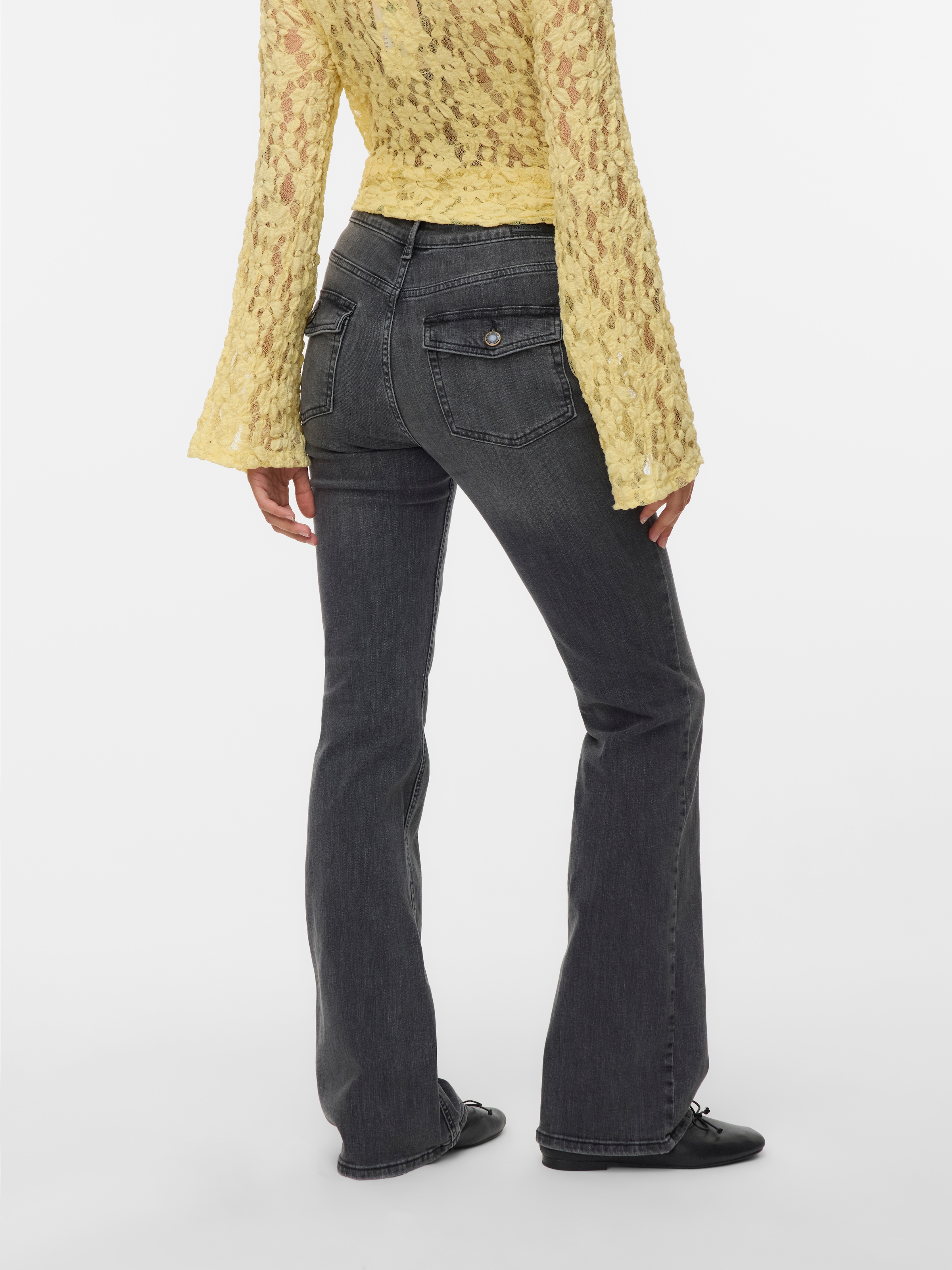 Vero Moda Bootcut-Jeans »VMFLASH MR FLARED POCKET JNS RA225 NOOS«