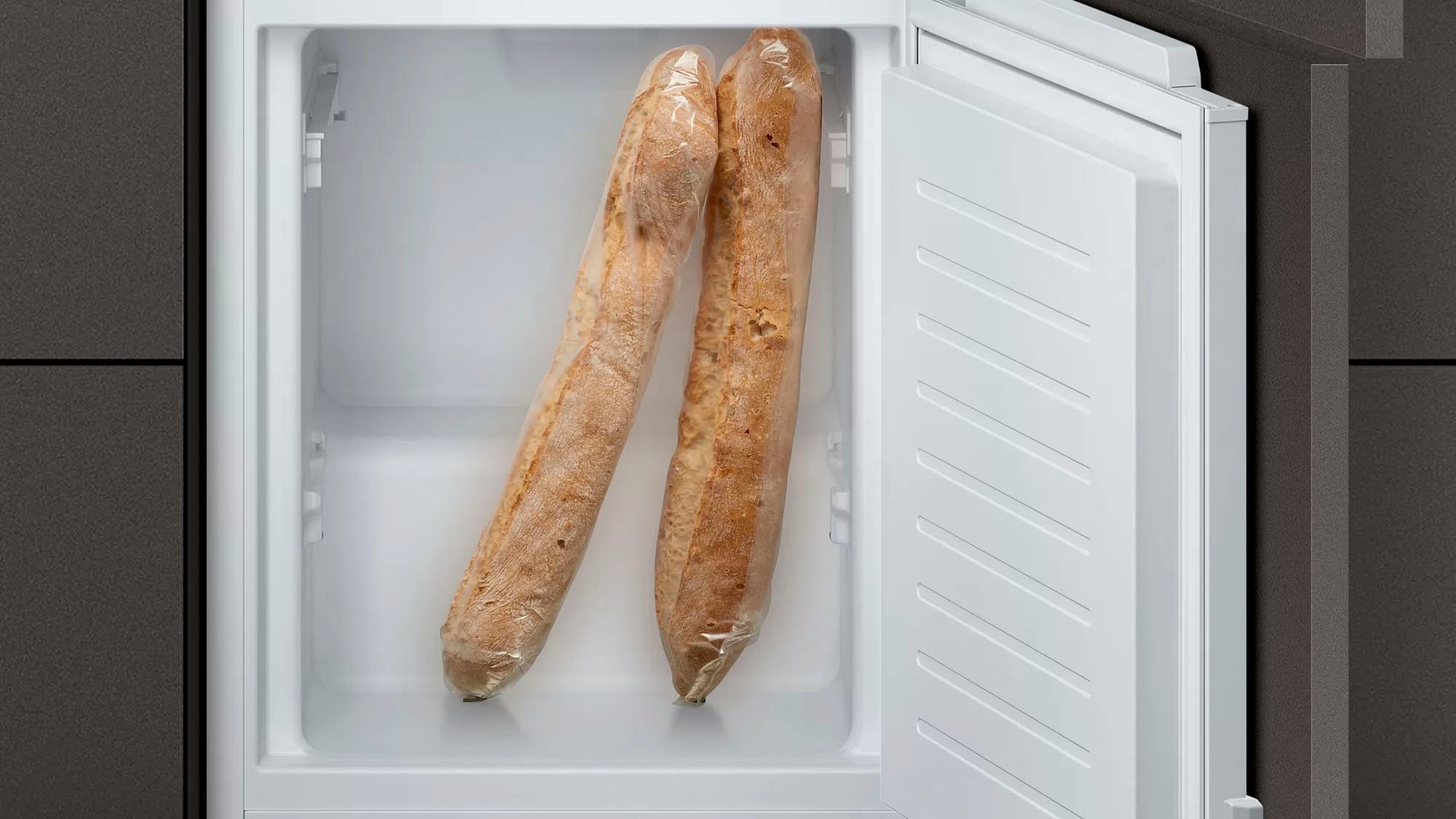 NEFF Einbaukühlgefrierkombination N 70 »KI6863FE0«, Fresh Safe 2: Frischeschublade für die ideale Lagerung von Obst&Gemüse