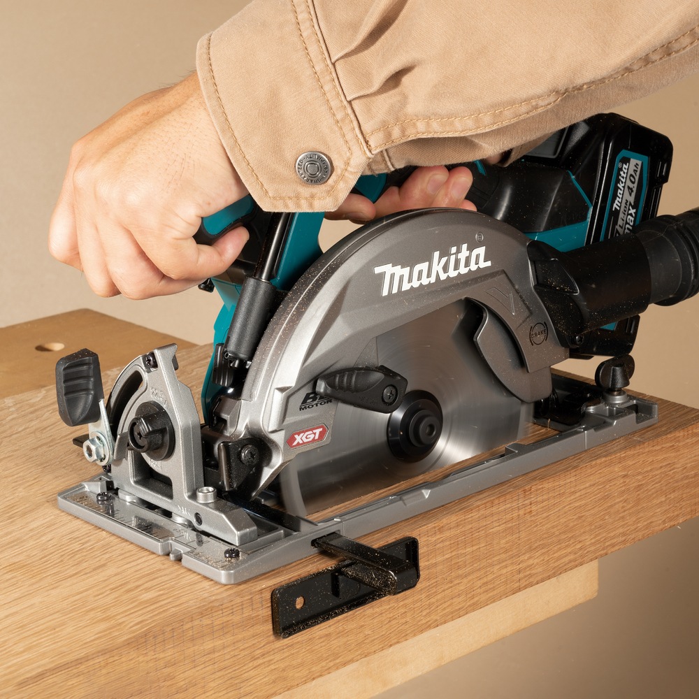 Makita Akku-Handkreissäge »»HS012GZ««, (40V max., 57 mm, 5.200 min -1), ohne Akku, ohne Ladegerät