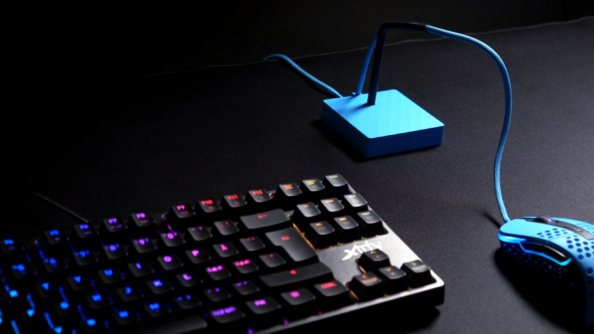 Cherry Xtrfy Mauskabelhalter »B4 Mouse Bungee«, Flexibler Silikonarm