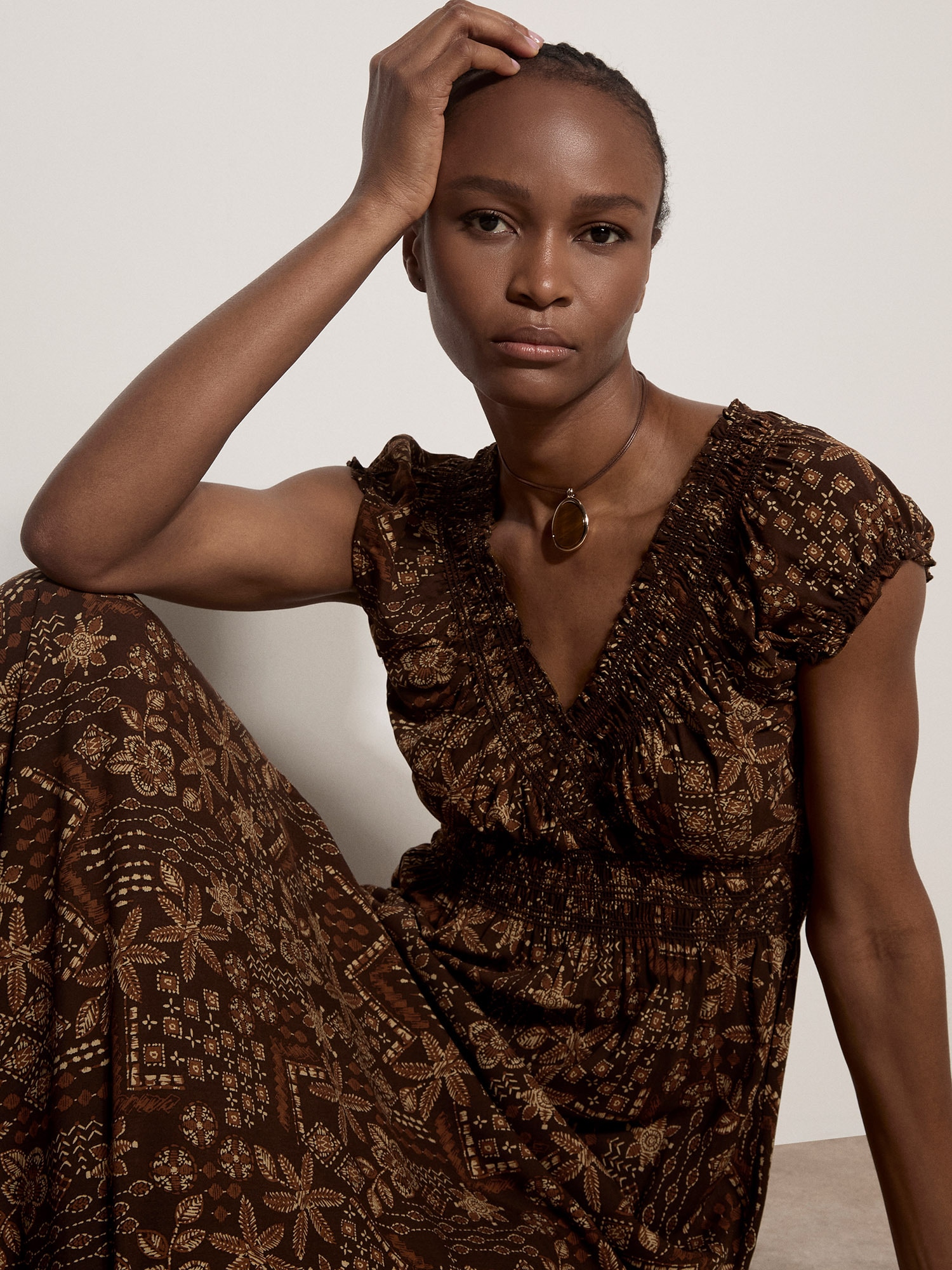 Apricot Maxikleid »Maxikleid« Smokarbeit