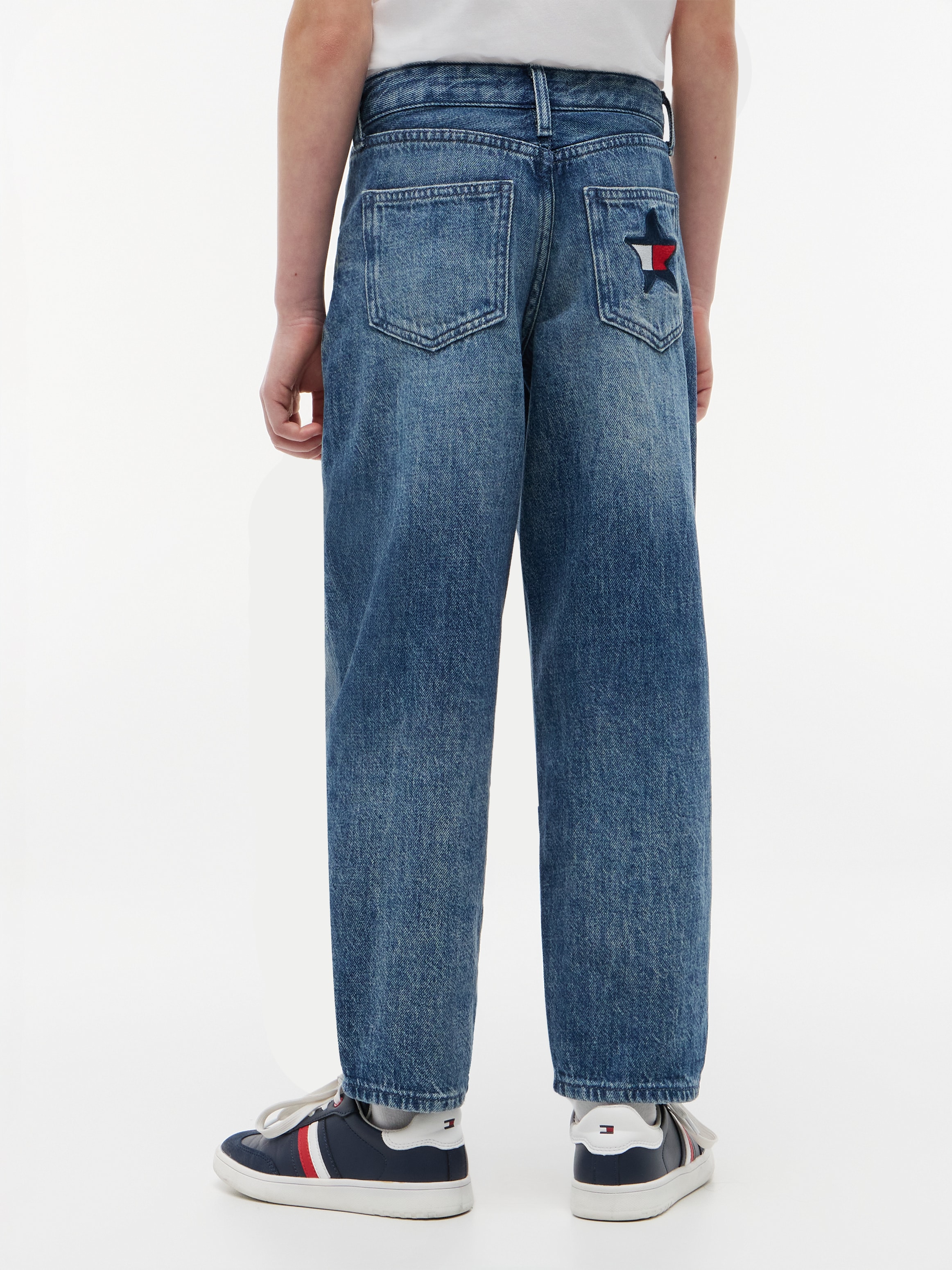 Tommy Hilfiger Loose-fit-Jeans »BARREL STARS« Kinder bis 16 Jahre, Flag-Stickerei
