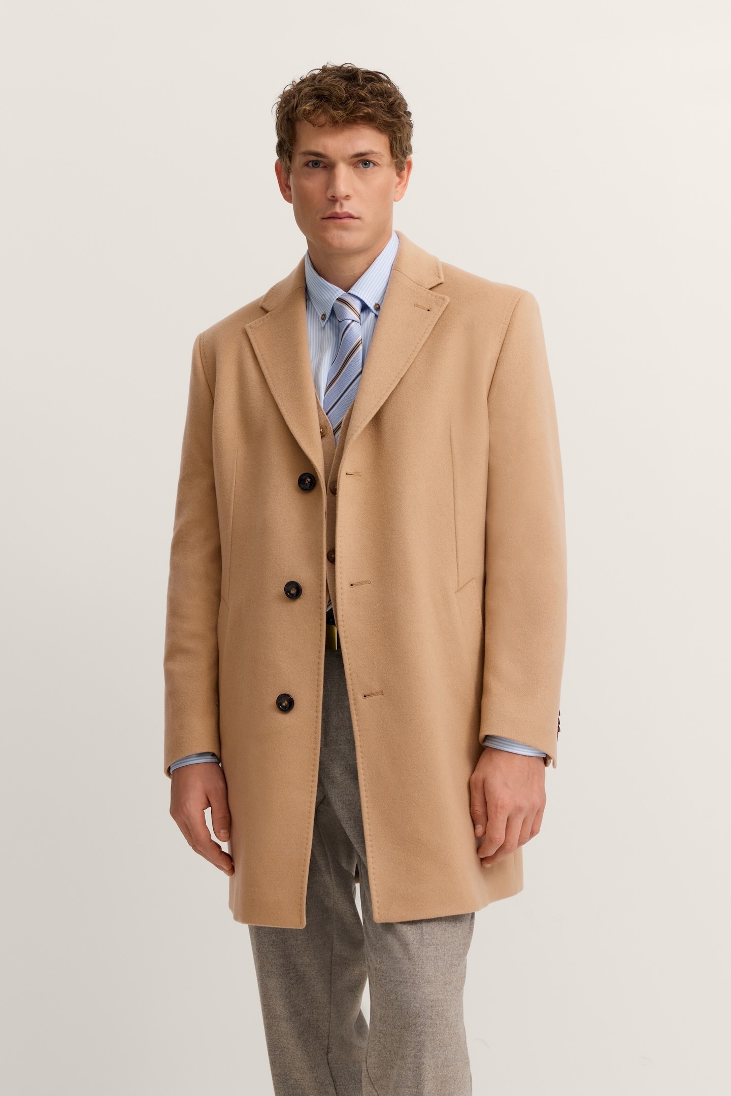 bugatti Kurzmantel »Kaschmir« im Modern Fit mit Knopfleiste