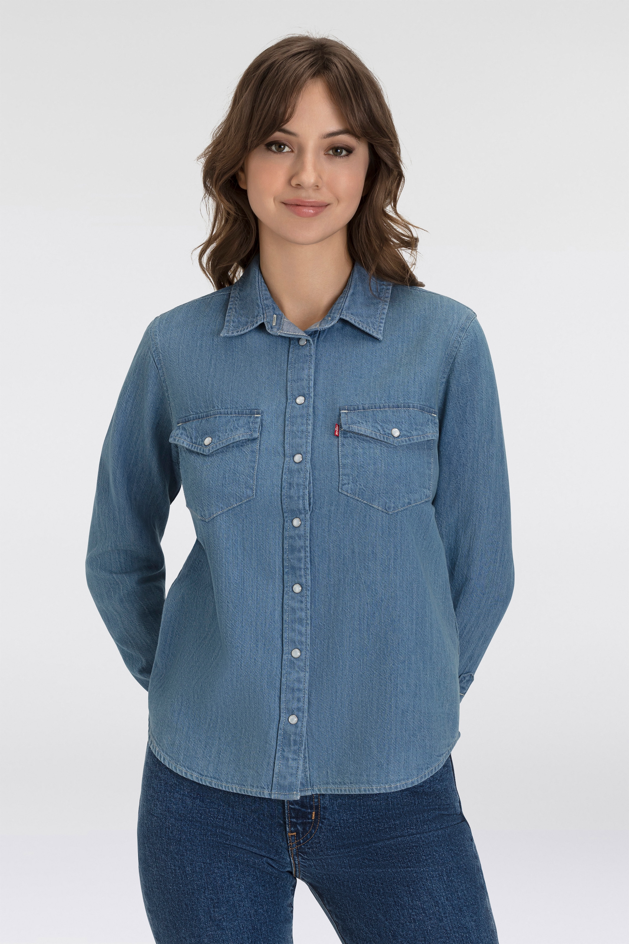 Levi's® Jeansbluse »ESSENTIAL WESTERN«, mit Brusttaschen mit Druckknöpfen