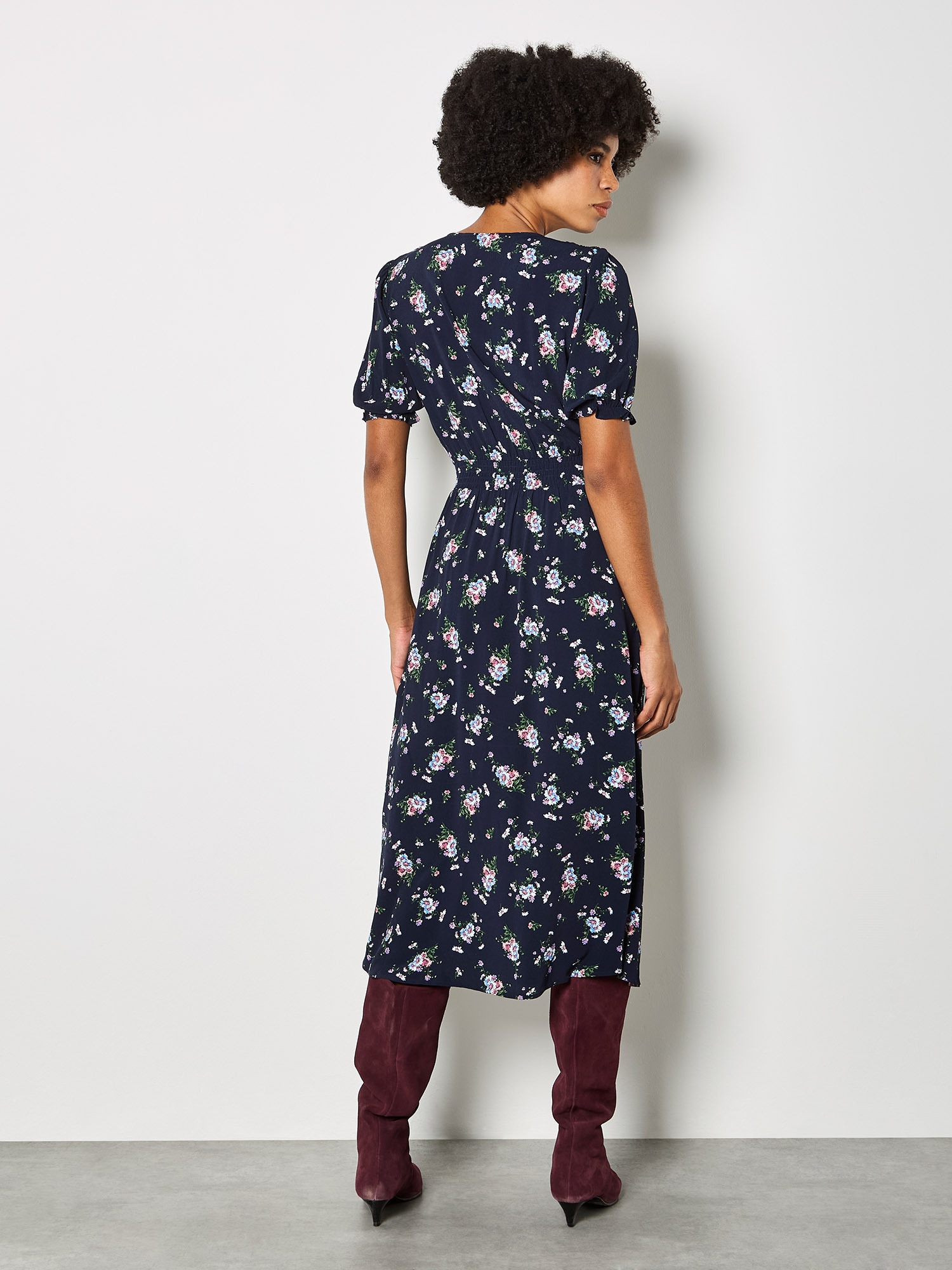 Apricot Druckkleid »Midi-Kleid« mit Blumenprint