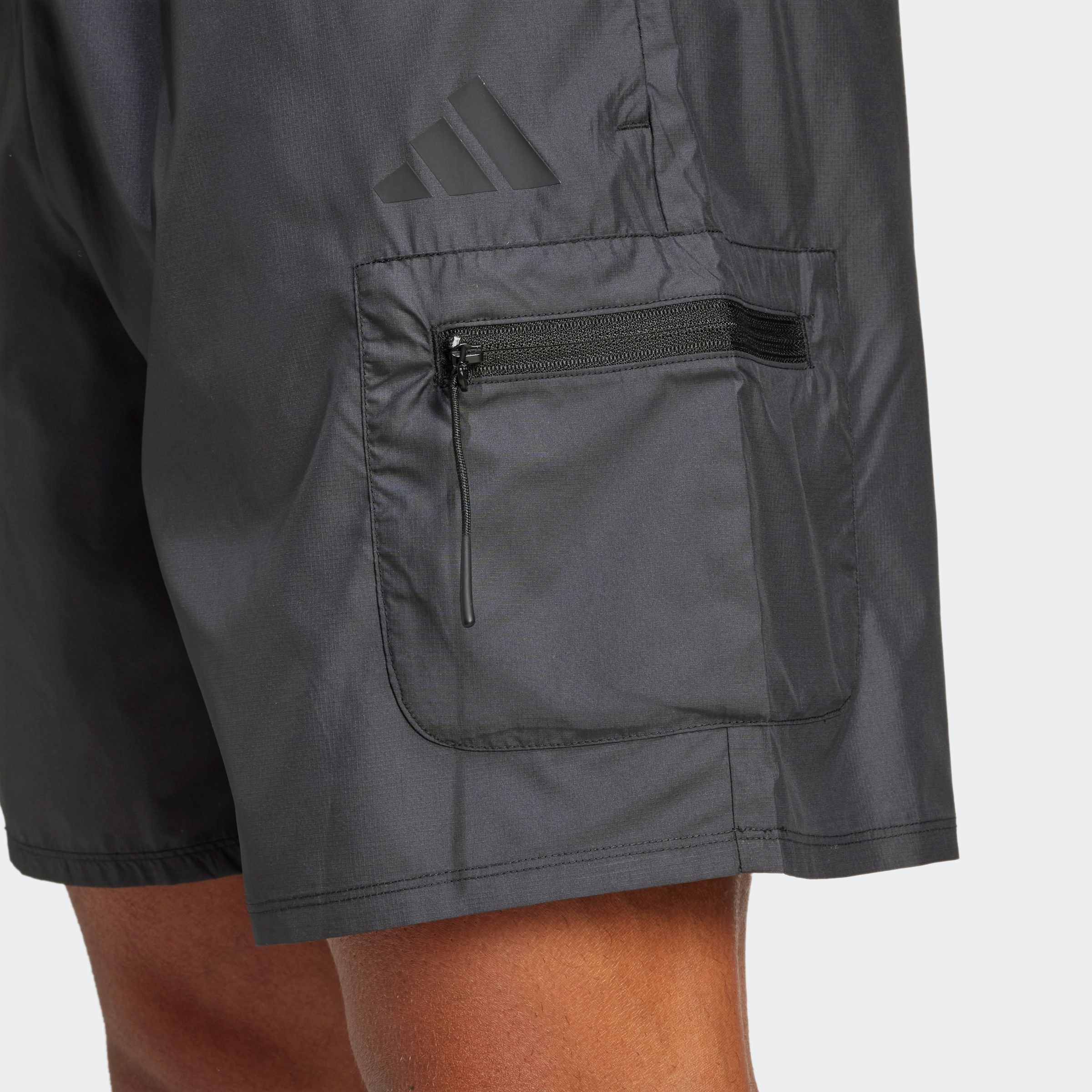 adidas Sportswear Shorts »M CE SHO GD«, (1 tlg.)
