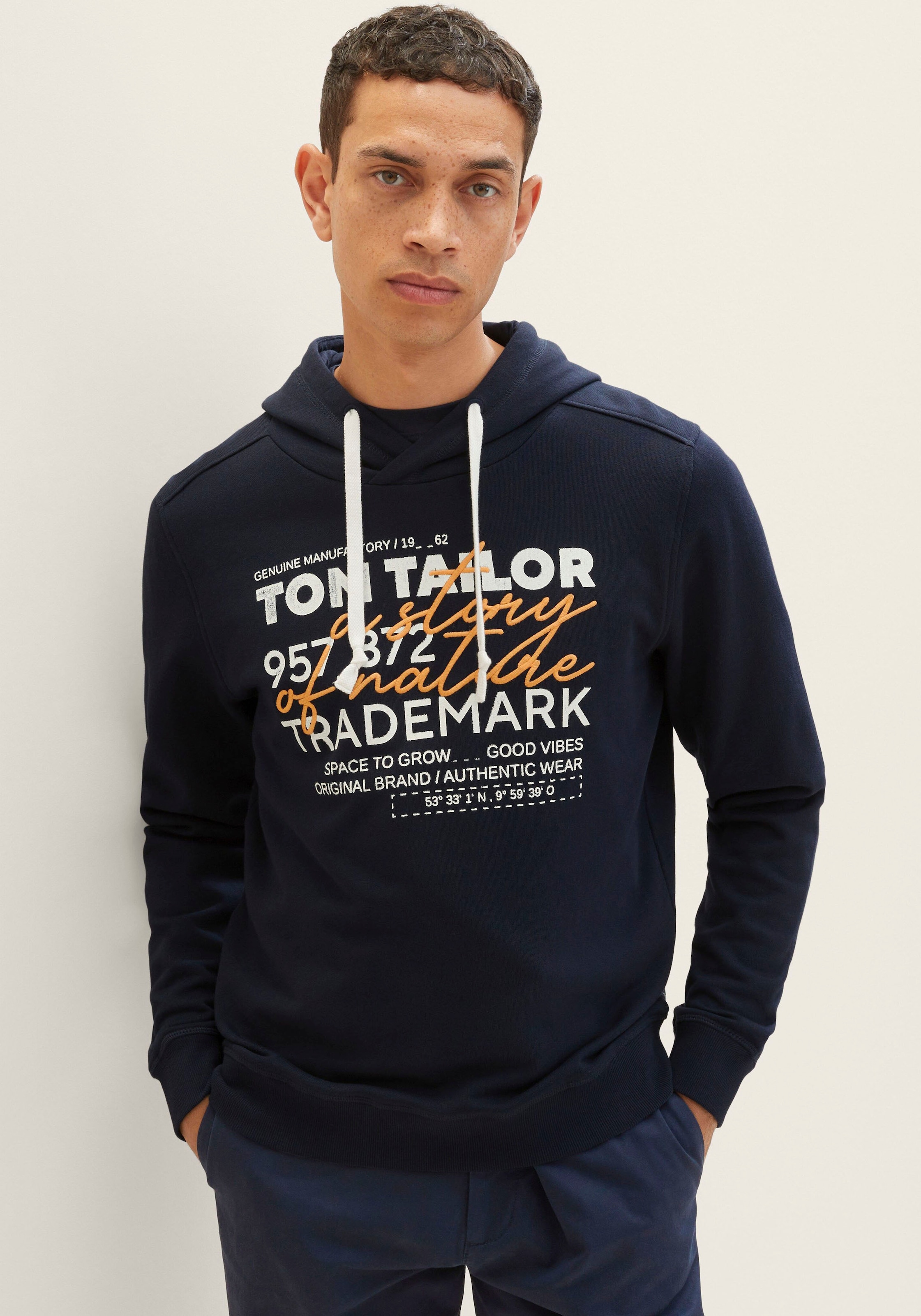 OTTO bei lässigem Kapuzensweatshirt, Frontprint shoppen + mit online Stickerei TAILOR TOM