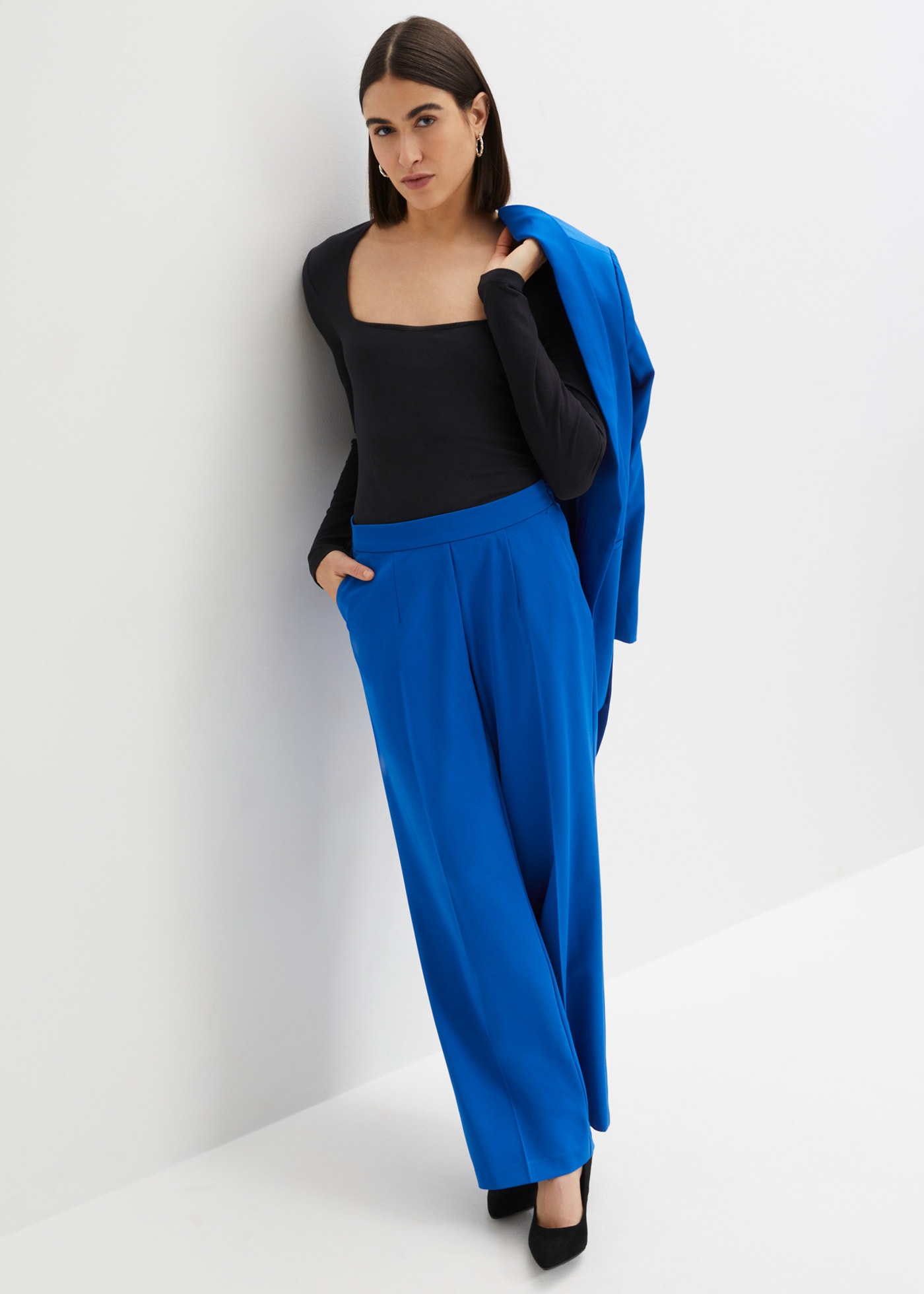 bonprix Marlene-Hose »Marlenehose«  aus Polyester und Elasthan, Loose fit Passform, femininer Stil