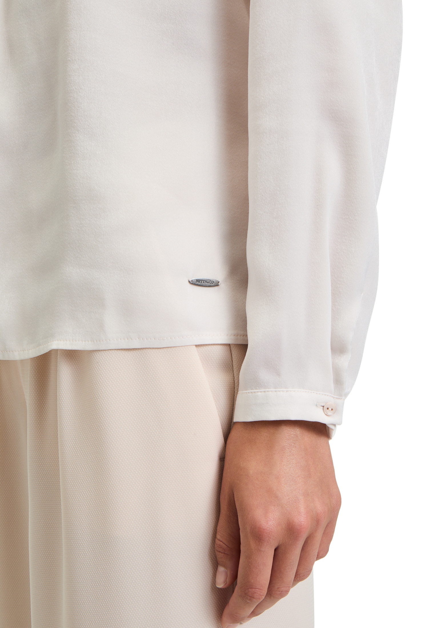 Betty&Co Schlupfbluse »Schlupfbluse mit Perlen«