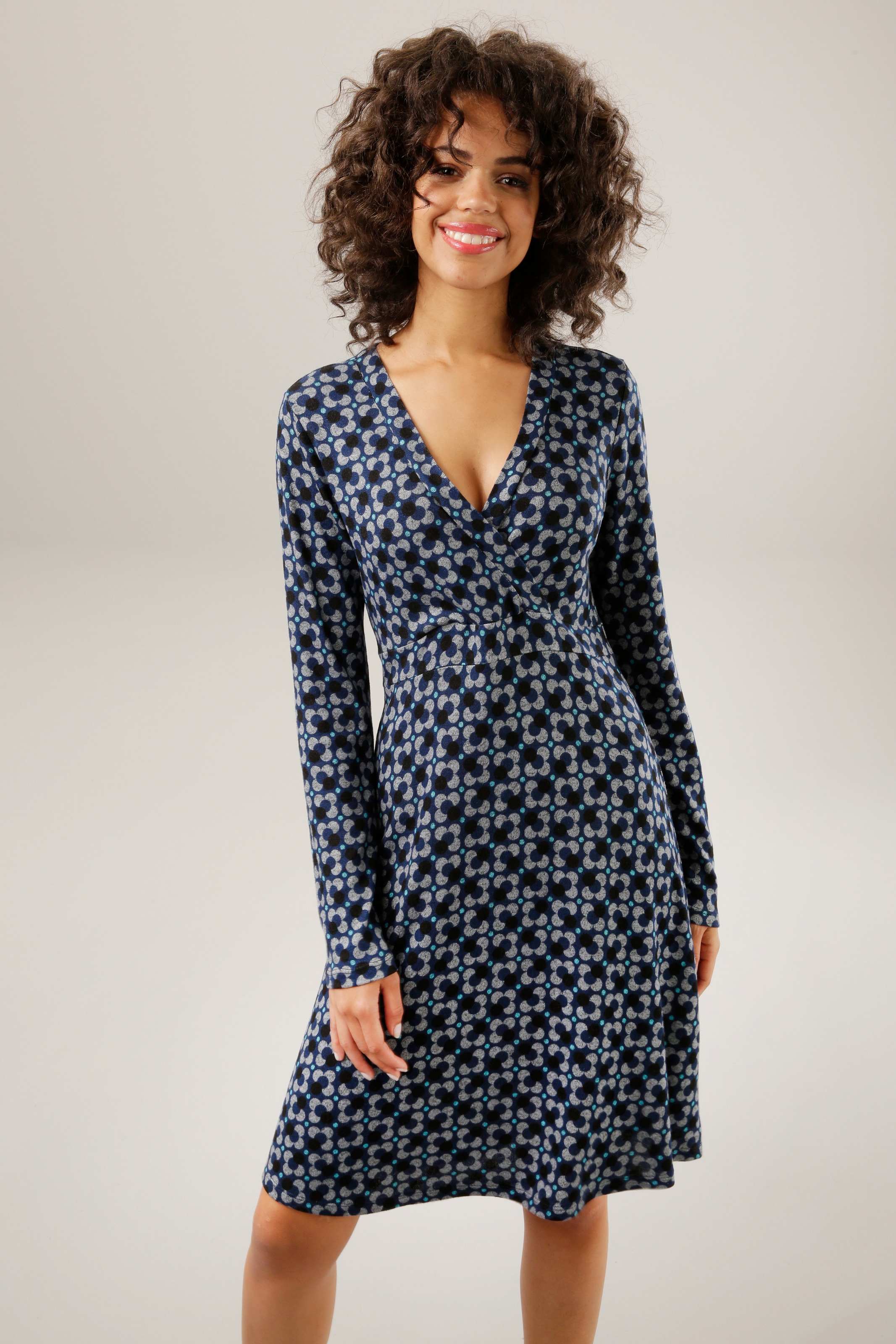 Aniston CASUAL Jerseykleid, mit V-Ausschnitt online OTTO Wickeloptik bei in