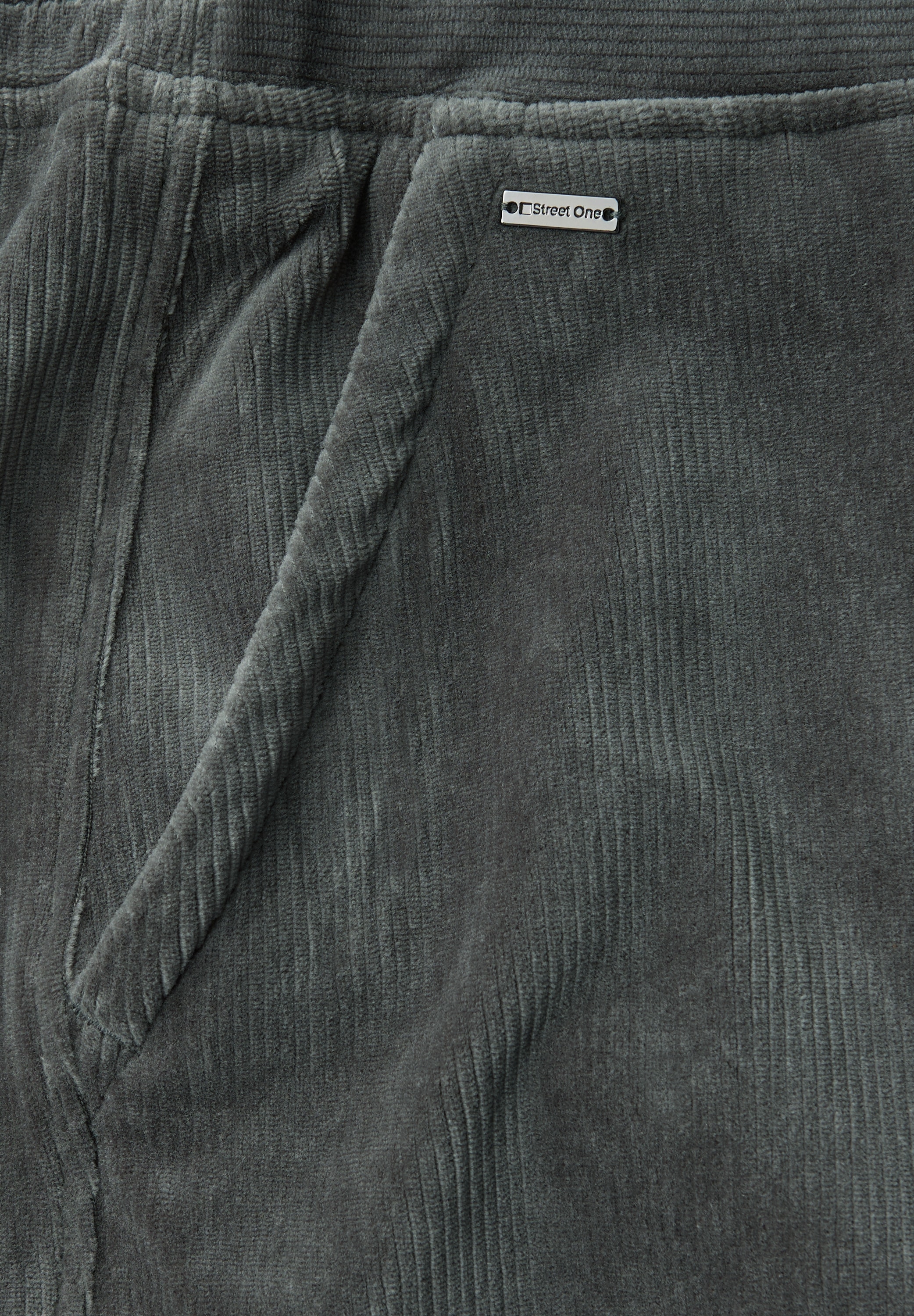 STREET ONE Cordhose, mit Stretch und seitliche Taschen