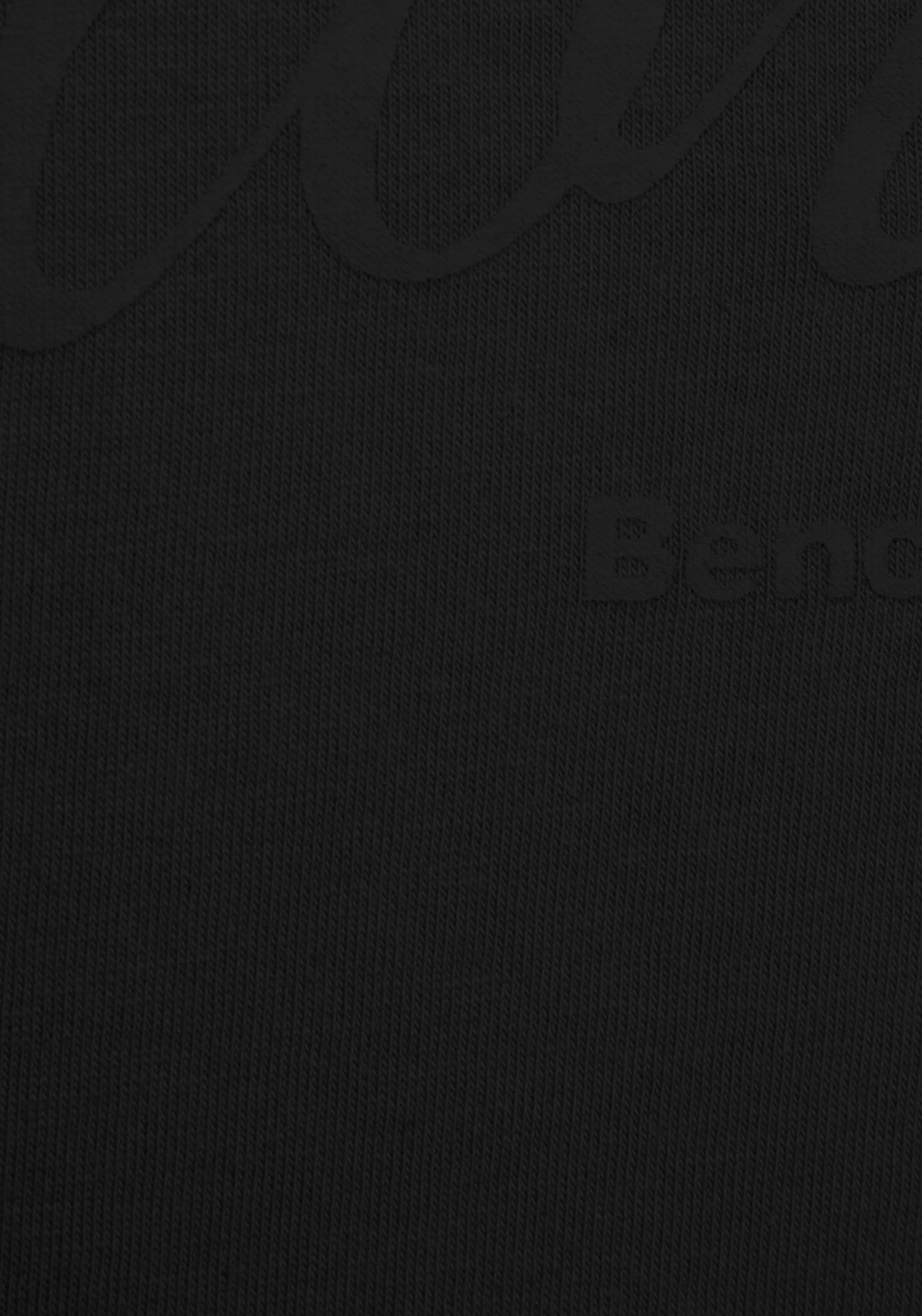Bench. Loungewear T-Shirt mit tonigem Frontdruck