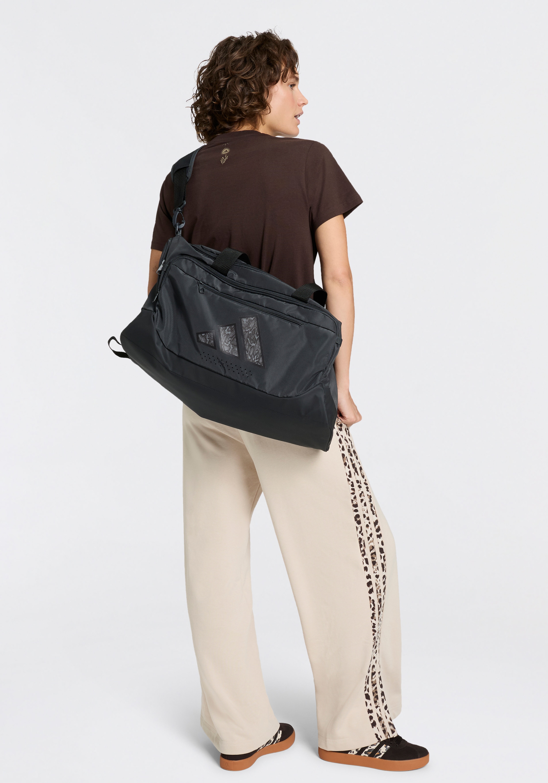 adidas Performance Sporttasche »TRAINING DEFENDER GRAFIK DUFFELBAG, SMALL« für Erwachsene, mit sportlichem Stil
