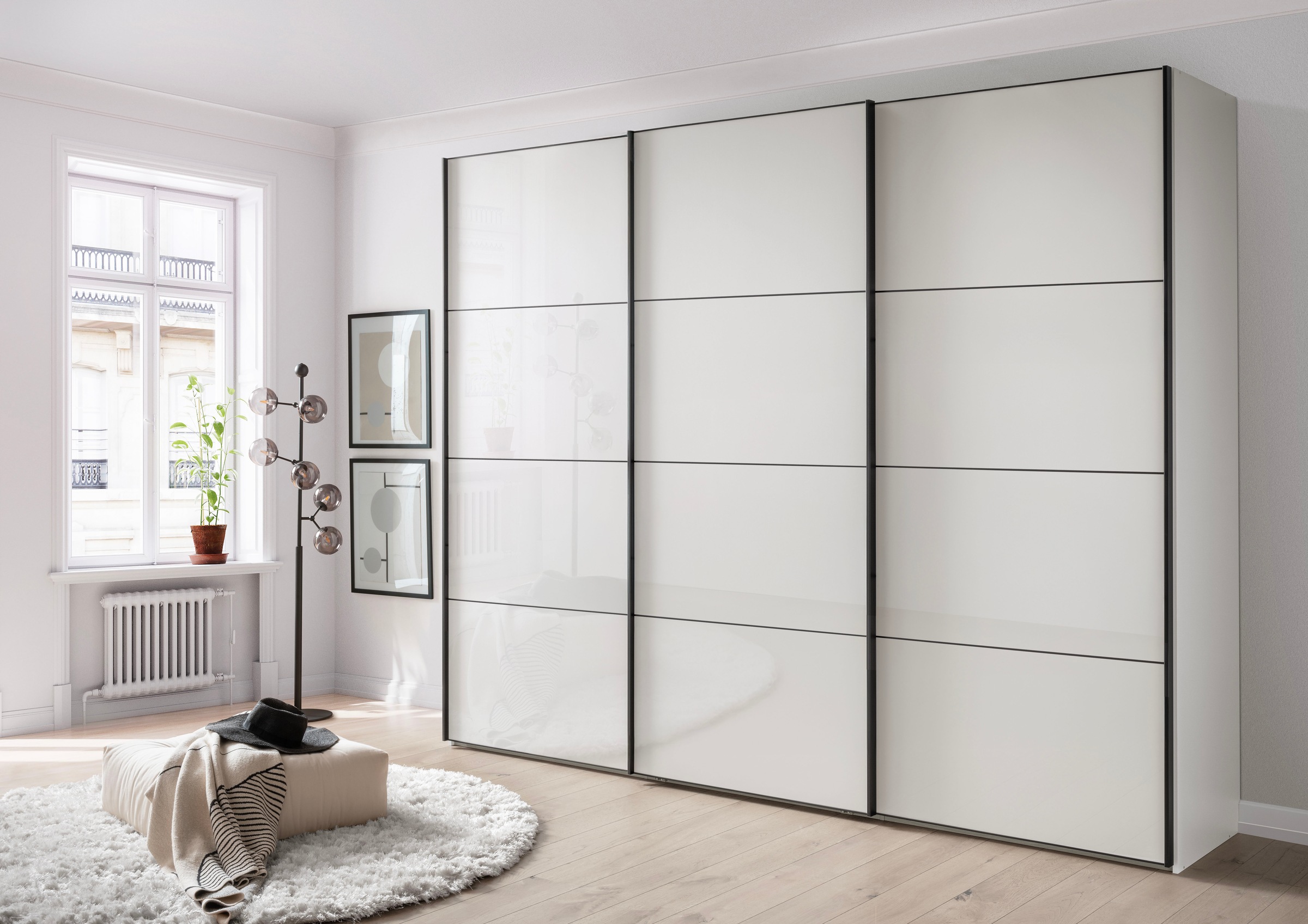 WIEMANN Schwebetürenschrank »Phoenix, Made in Germany, modernes Design, Highlight, Blickfang« Viele Farbkombinationen, in 4 Breiten und in 2 Höhen erhältlich,  maximaler Staurraum, inkl.Einlegeböden, Wäscheböden u. Dämpfer