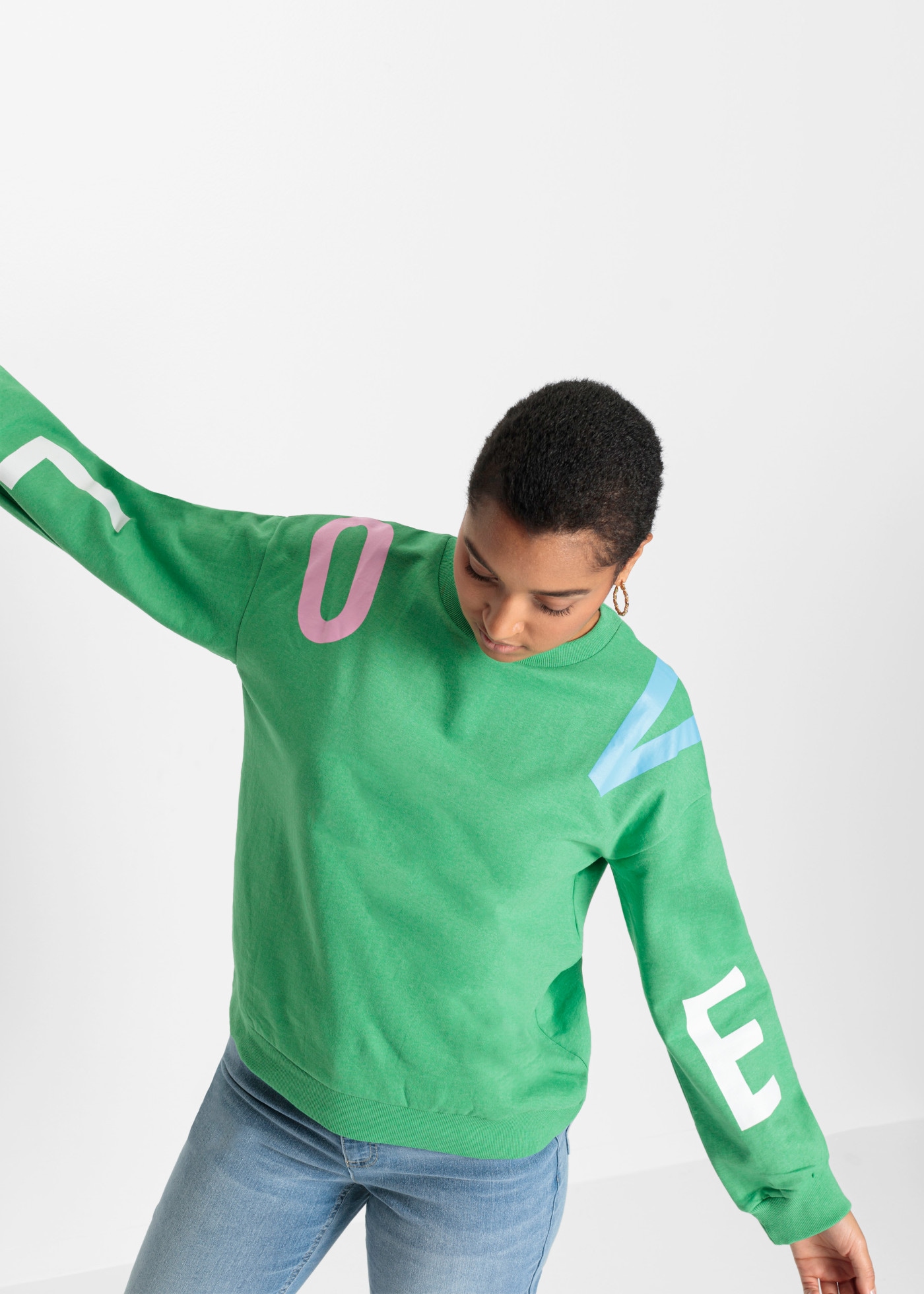bonprix Sweatshirt , lässiger Schnitt, Oversized-Look, Schriftzug-Design
