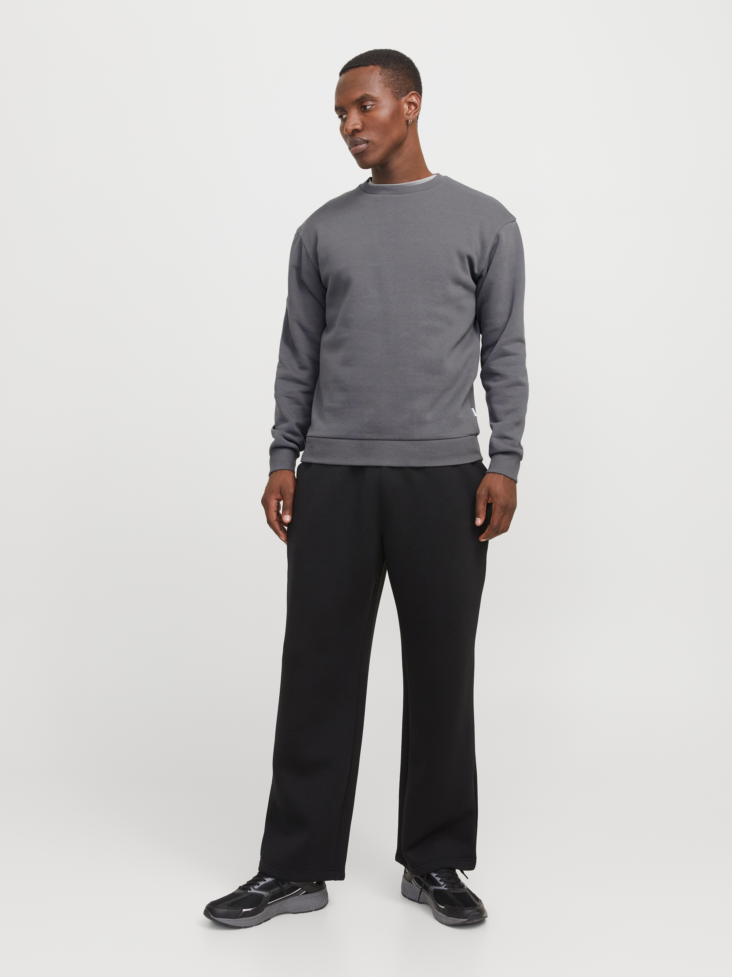 Jack & Jones Sweatshirt »JJEBRADLEY SWEAT CREW NOOS«, mit Rippbündchen