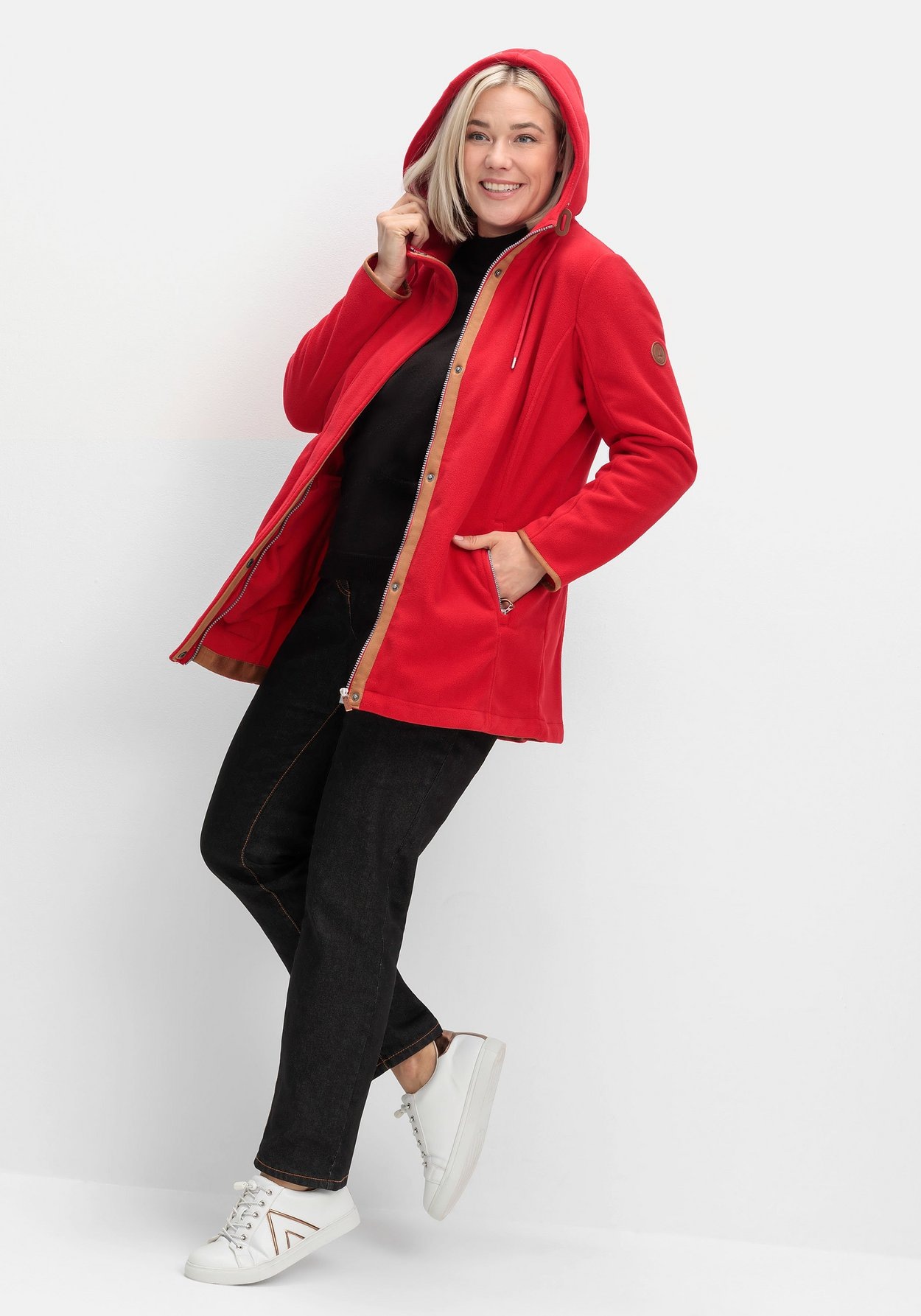 Sheego Fleecejacke »Fleecejacke mit Kontrastdetails und Kapuze«, mit Kapuze, mit Kontrastdetails und Kapuze